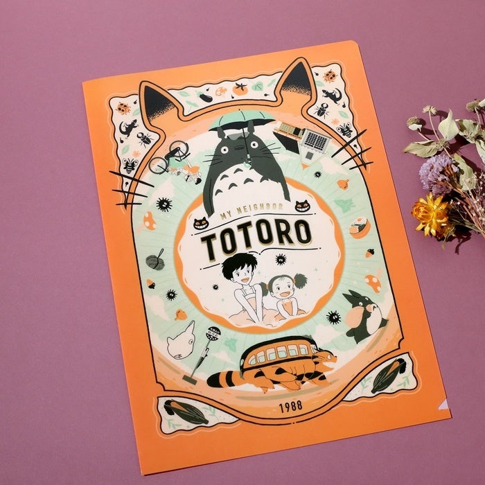 ジブリ レトロなフレームデザインのクリアファイルがに新登場 ヴィレッジヴァンガードのプレスリリース ジブリ レトロなフレームデザインのクリアファイルがに新登場 ヴィレッジヴァンガードのプレスリリース