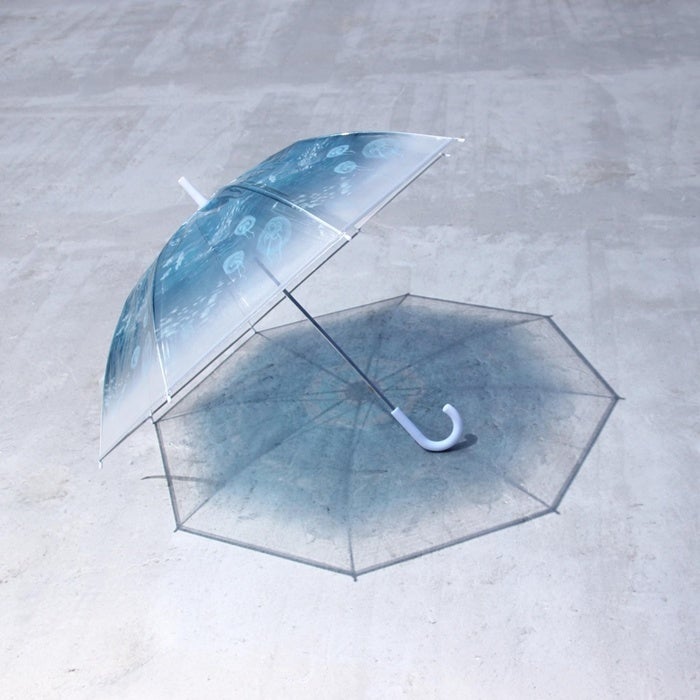 海中傘 海の中にいるみたい クラゲに囲まれる幻想的な傘がヴィレヴァンオンラインに登場 ヴィレッジヴァンガードのプレスリリース