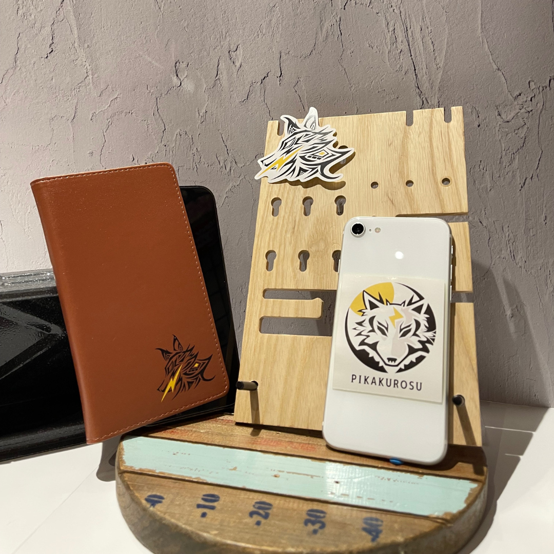 ピカクロス×ヴィレッジヴァンガード】コラボグッズ発売決定！！ | 株式