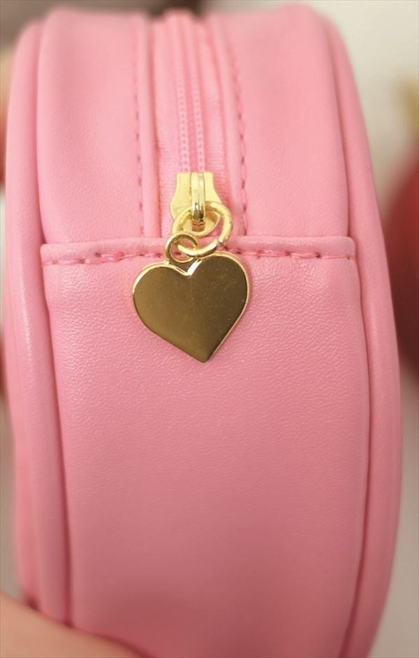 普段使いにも推し活にもピッタリ！【クリアハート ポーチ＆カバン