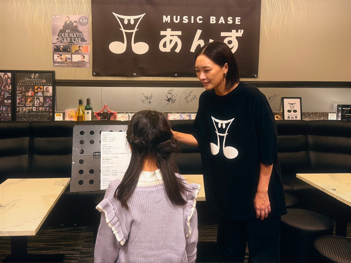発声や歌い方を確認しながら、子どもの個性や成長に合わせて丁寧にサポート。