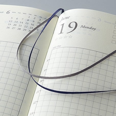 DISCOVER DIARY DAY TO DAY 2024』にぴったり！A5サイズの