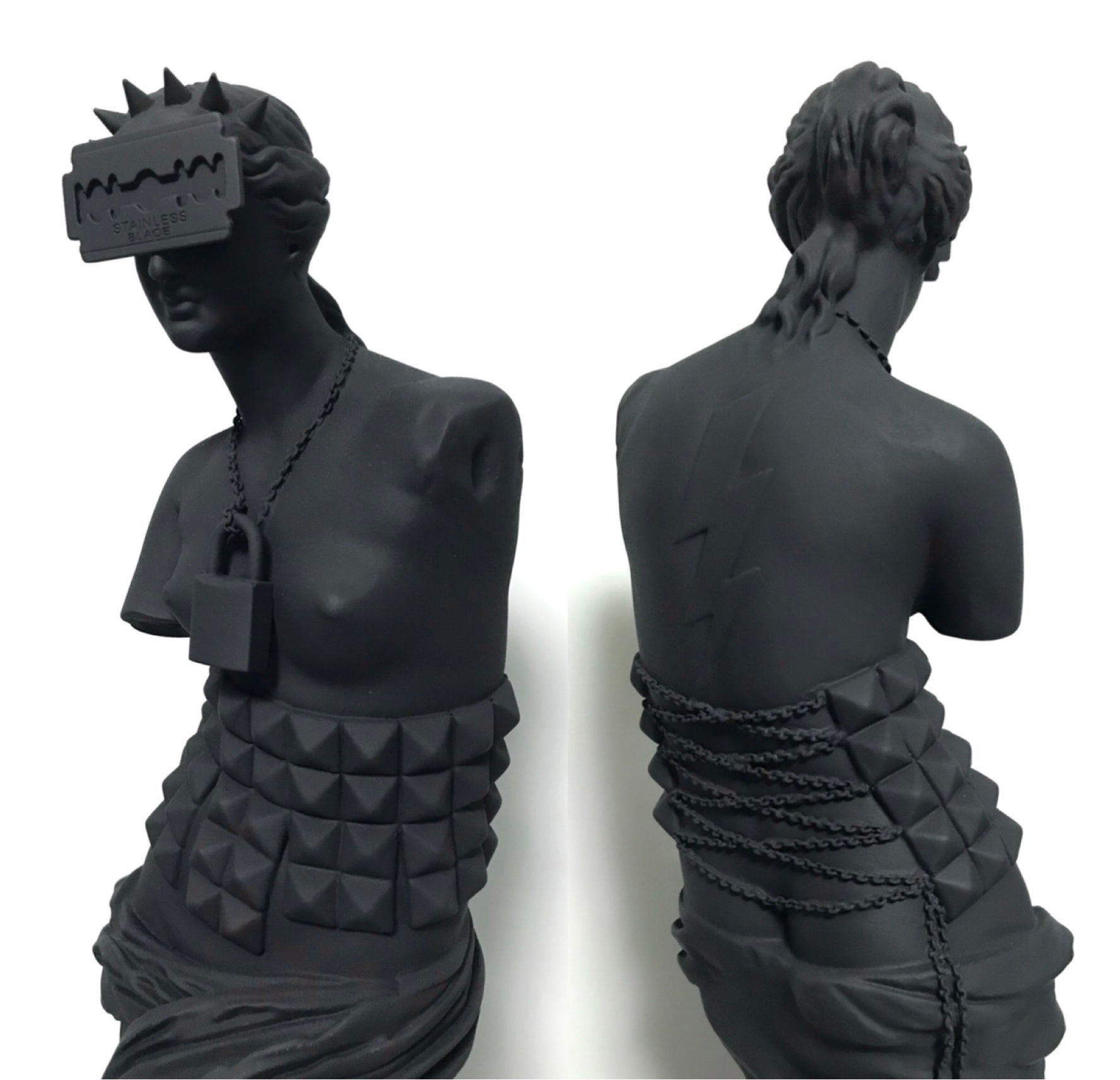 シベリア シヴェリアsivelia toy Styles代官山にて、立体コラージュアーティストSIVELIA氏の作品