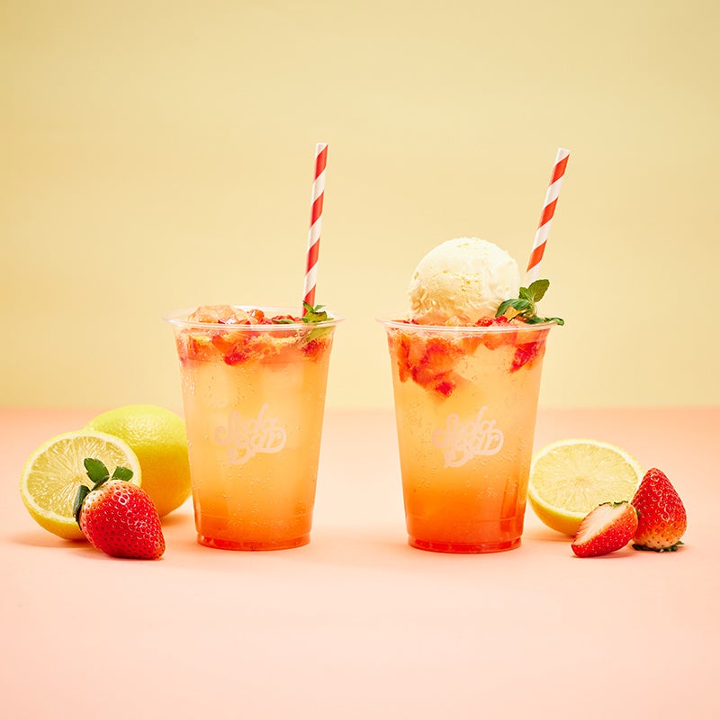 MOGWORK'S ディクター　ソフビ　デザフェス　イチゴクリームソーダ ソーダ専門店 SODA BARよりフードディレクター土屋 きみ 氏 監修