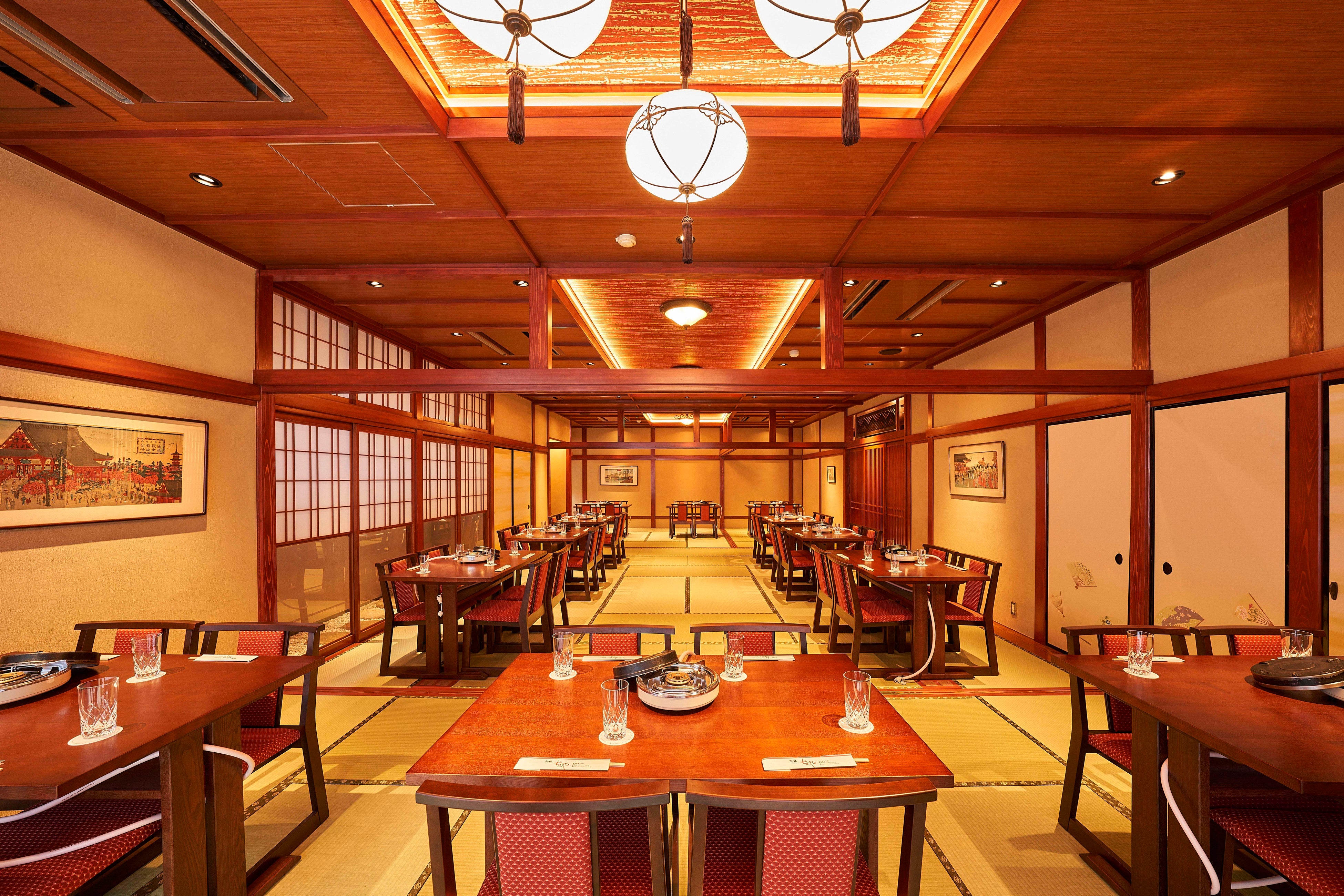 店内（大広間）