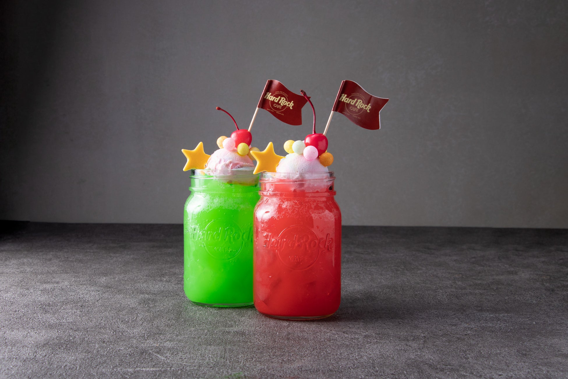 「ラッキースターメロンソーダ」「マジカルスターラズベリーソーダ」