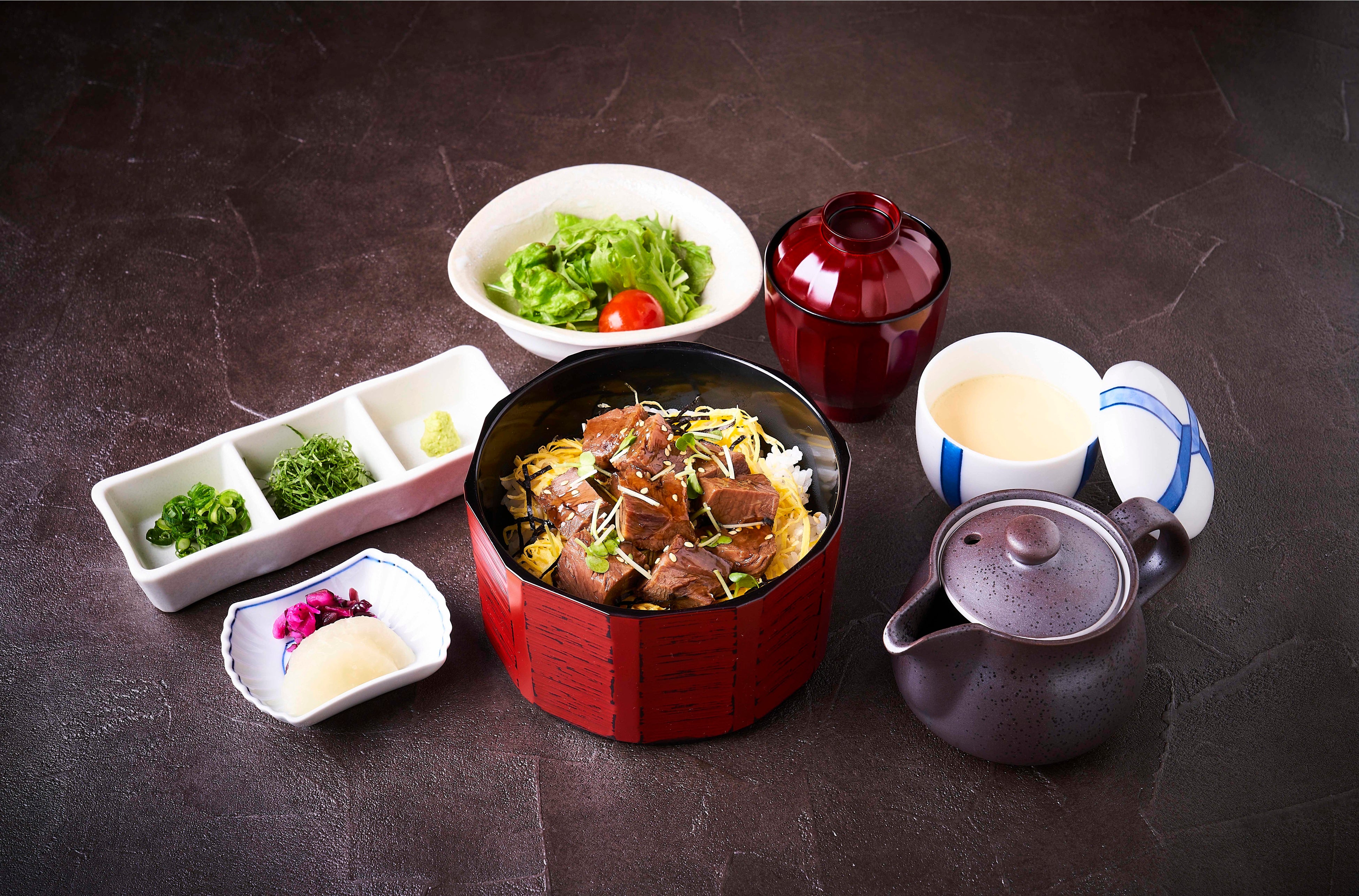 「肉まぶし御膳」