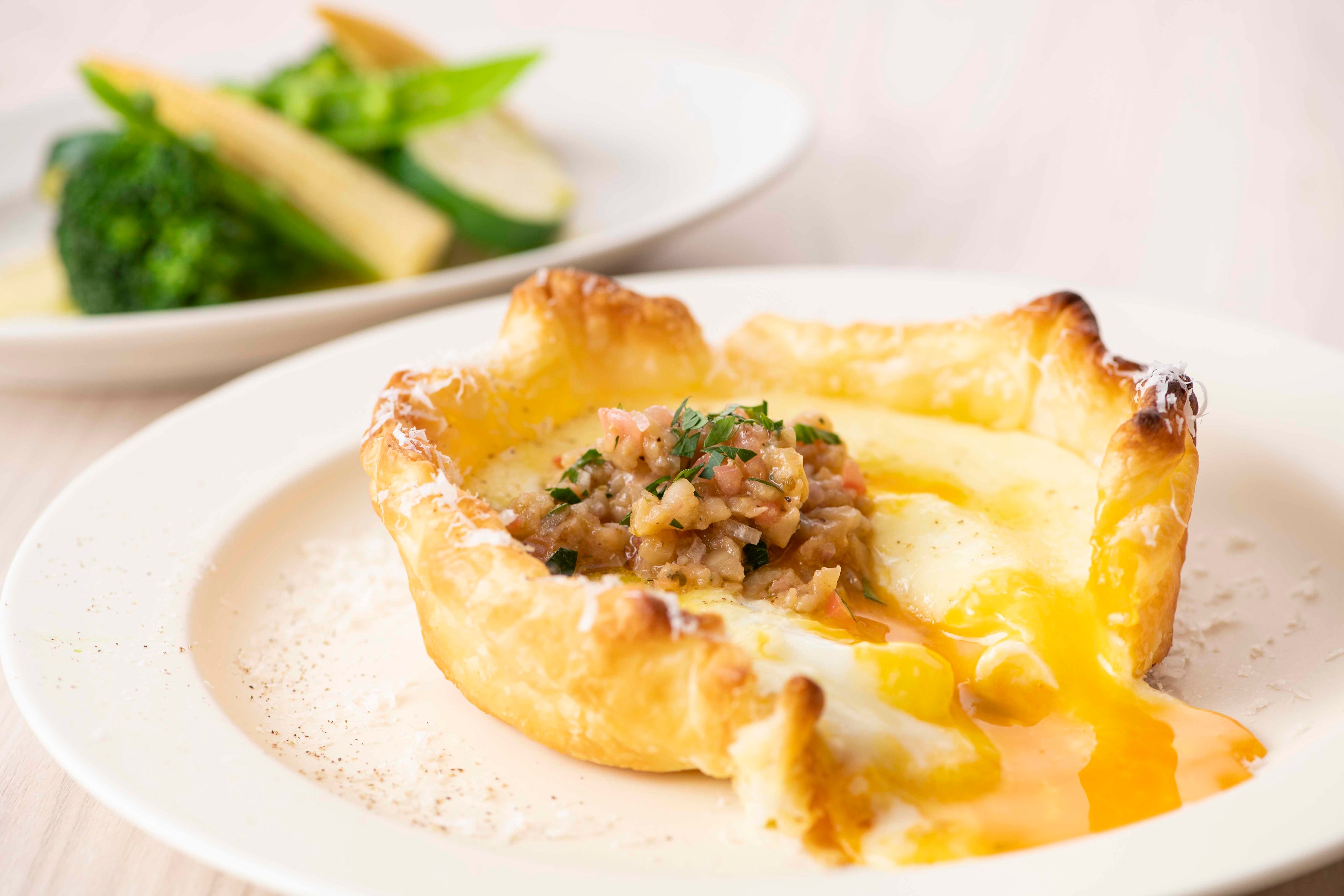 「ディープディッシュピザ ビスマルク風」