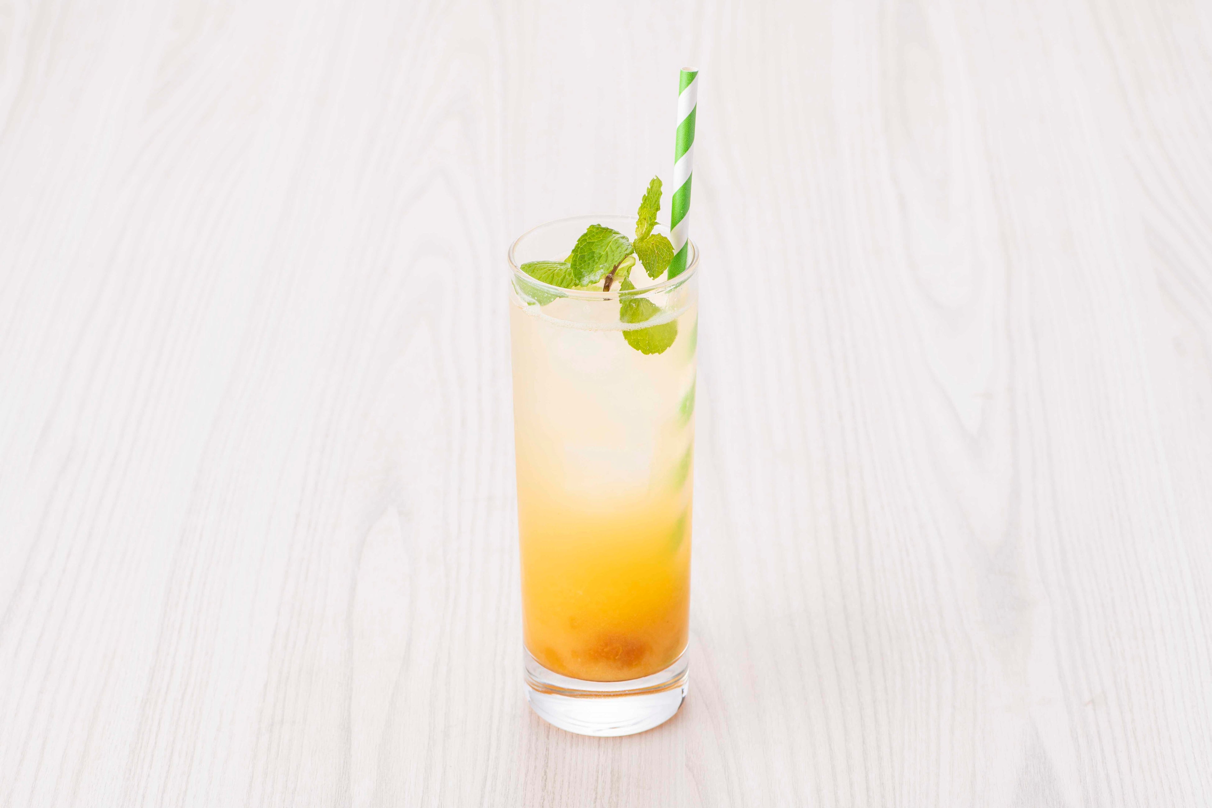 「オレンジ アプリコット イタリアンソーダ」