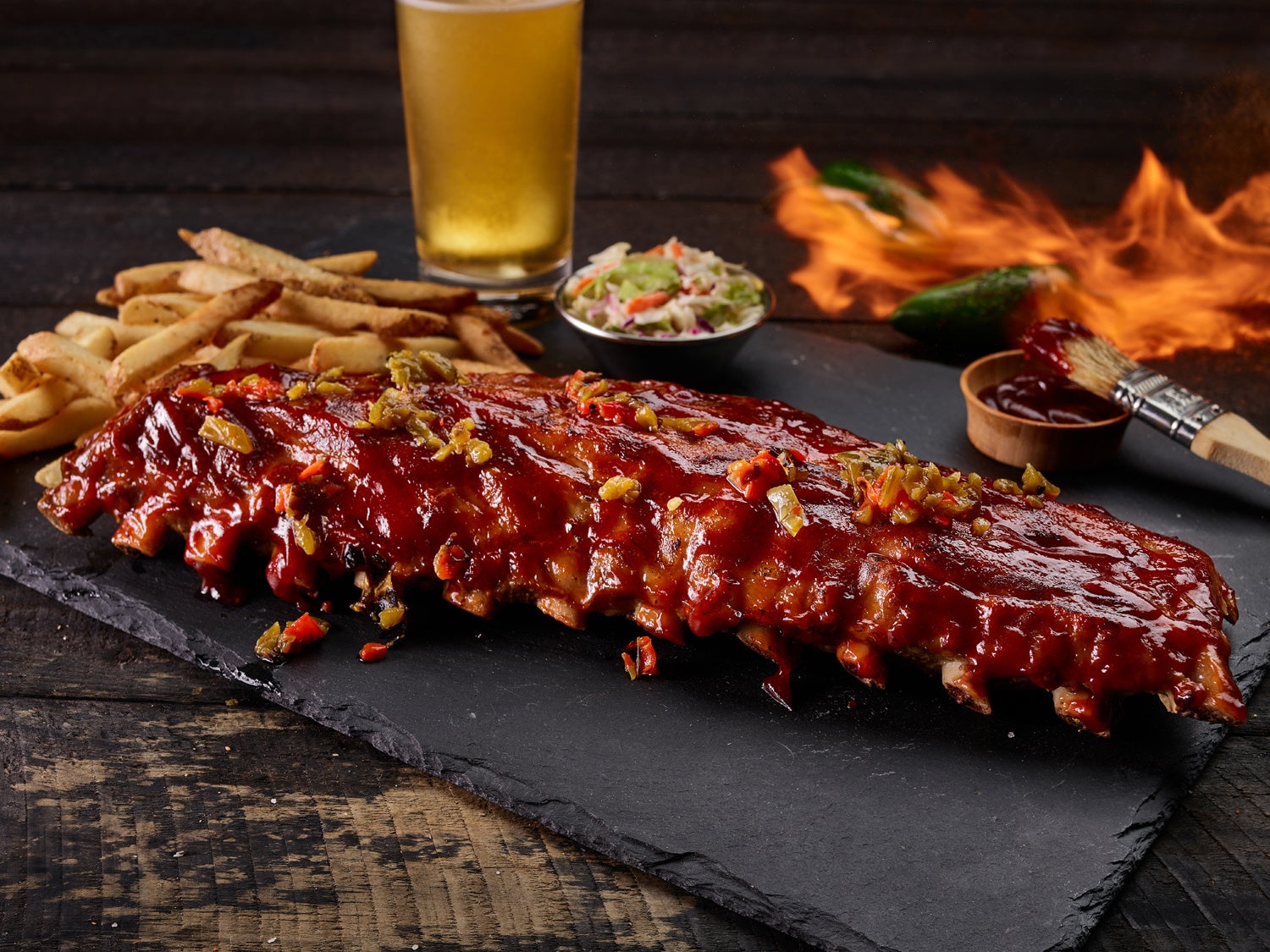 「スモーキー ハラペーニョグレイズ ベイビーバックリブ」