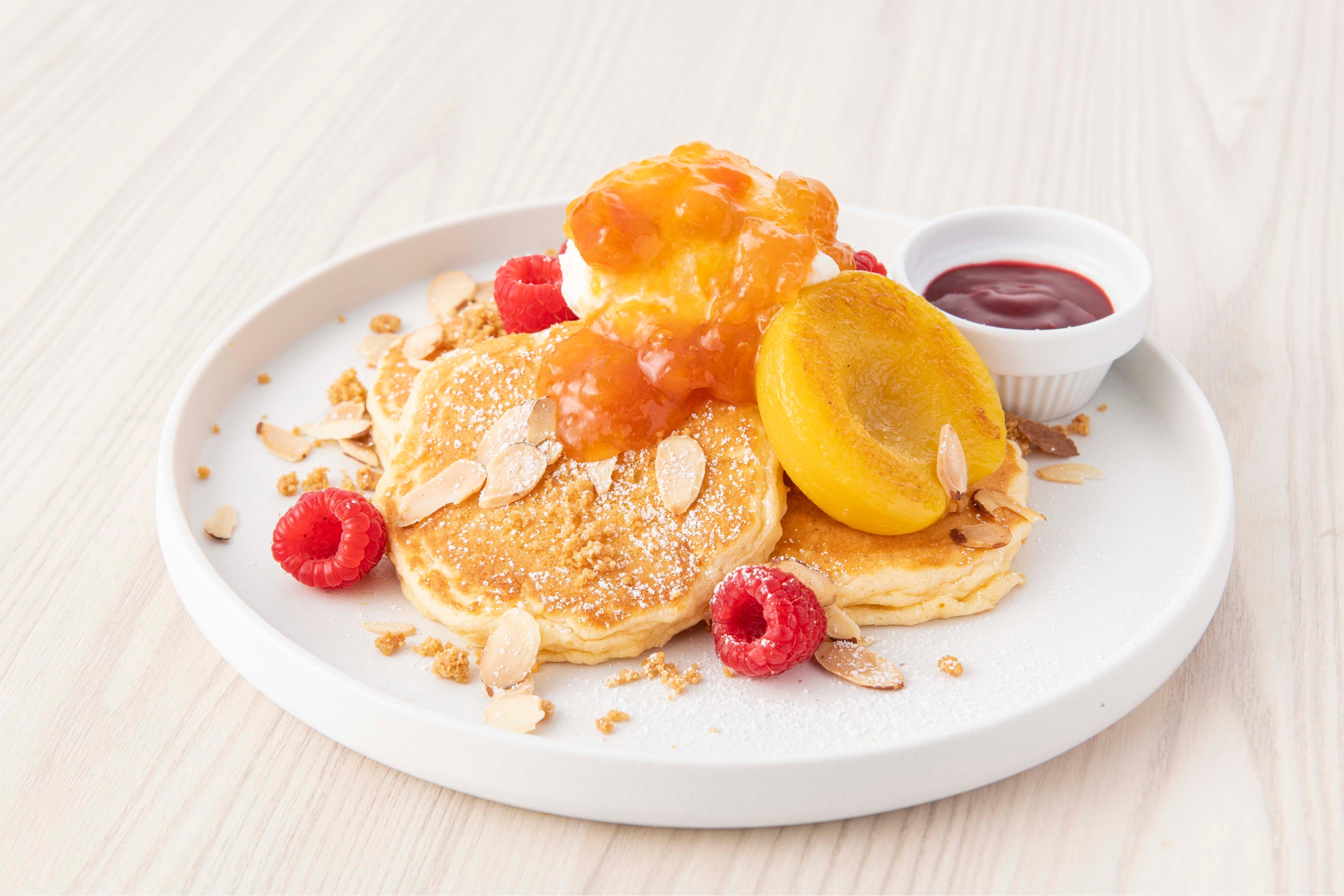 ピーチメルバパンケーキ