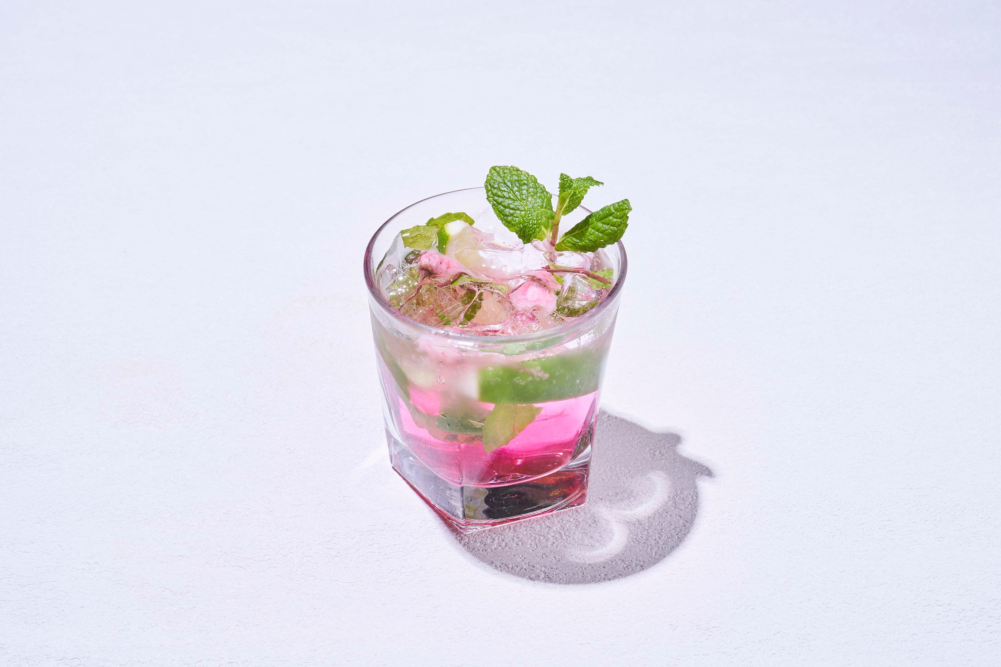 カクテル「桜モヒート」