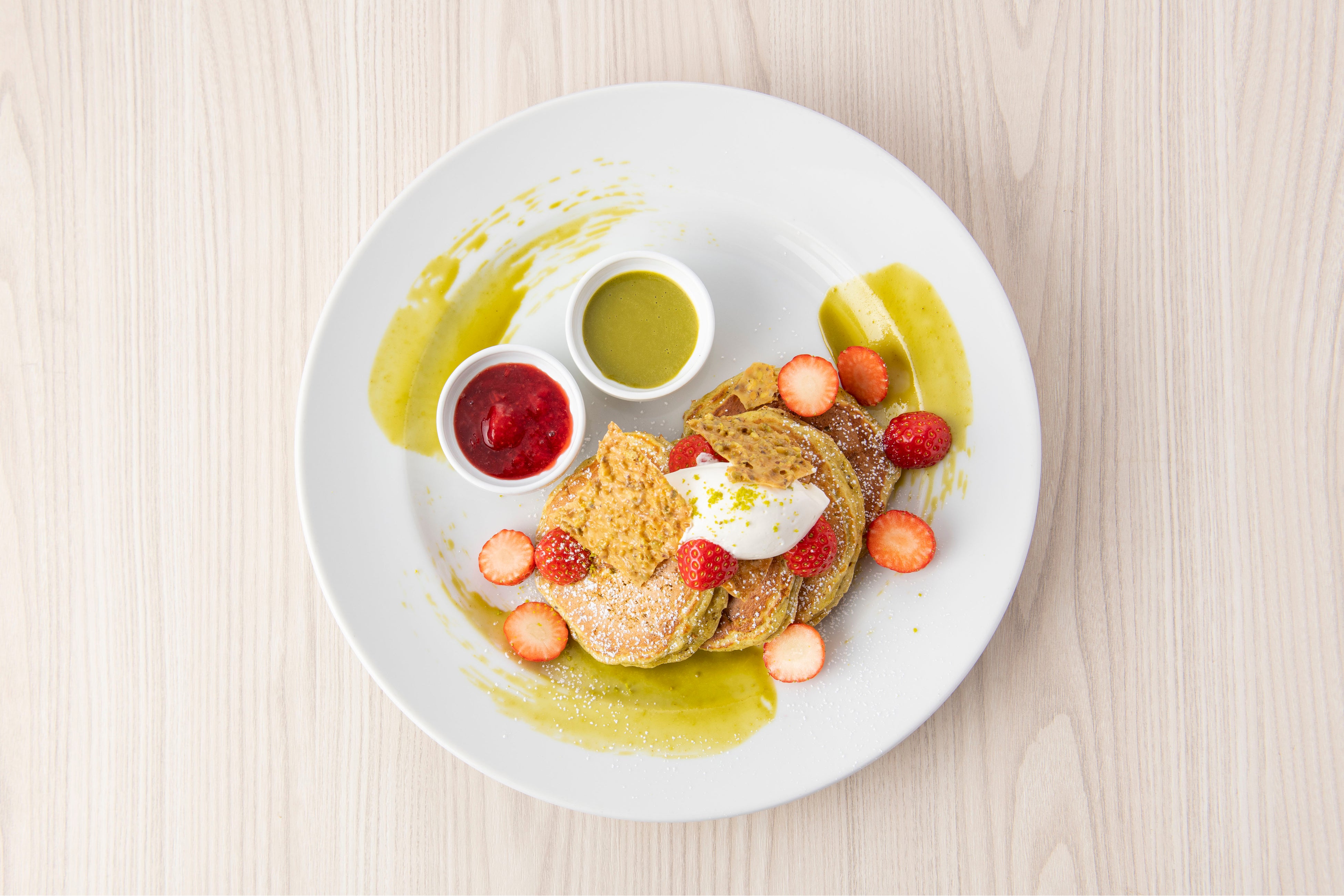 「ストロベリーピスタチオパンケーキ」