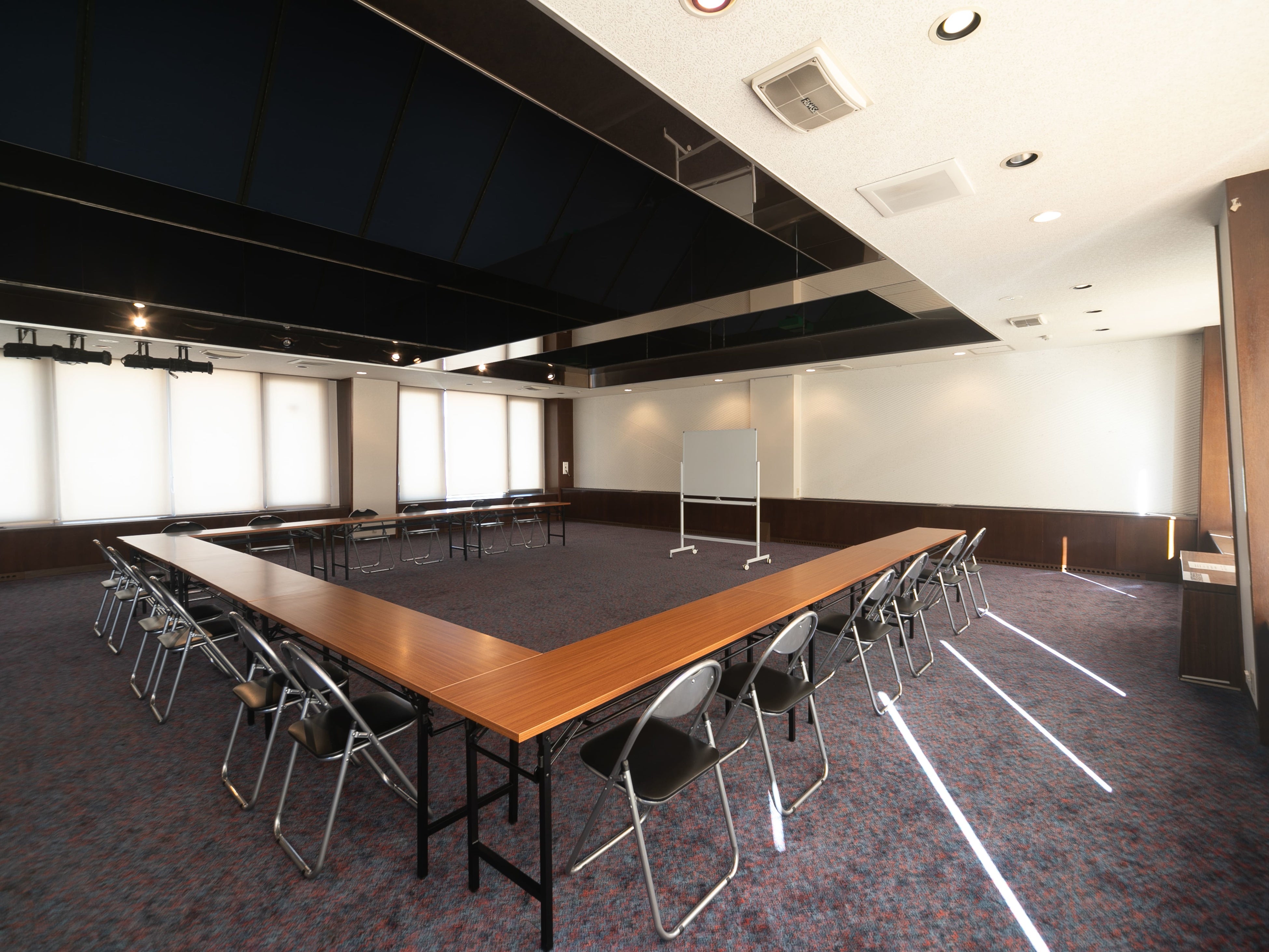 アパホテル〈大阪門真市駅前〉10階「多目的会議室」