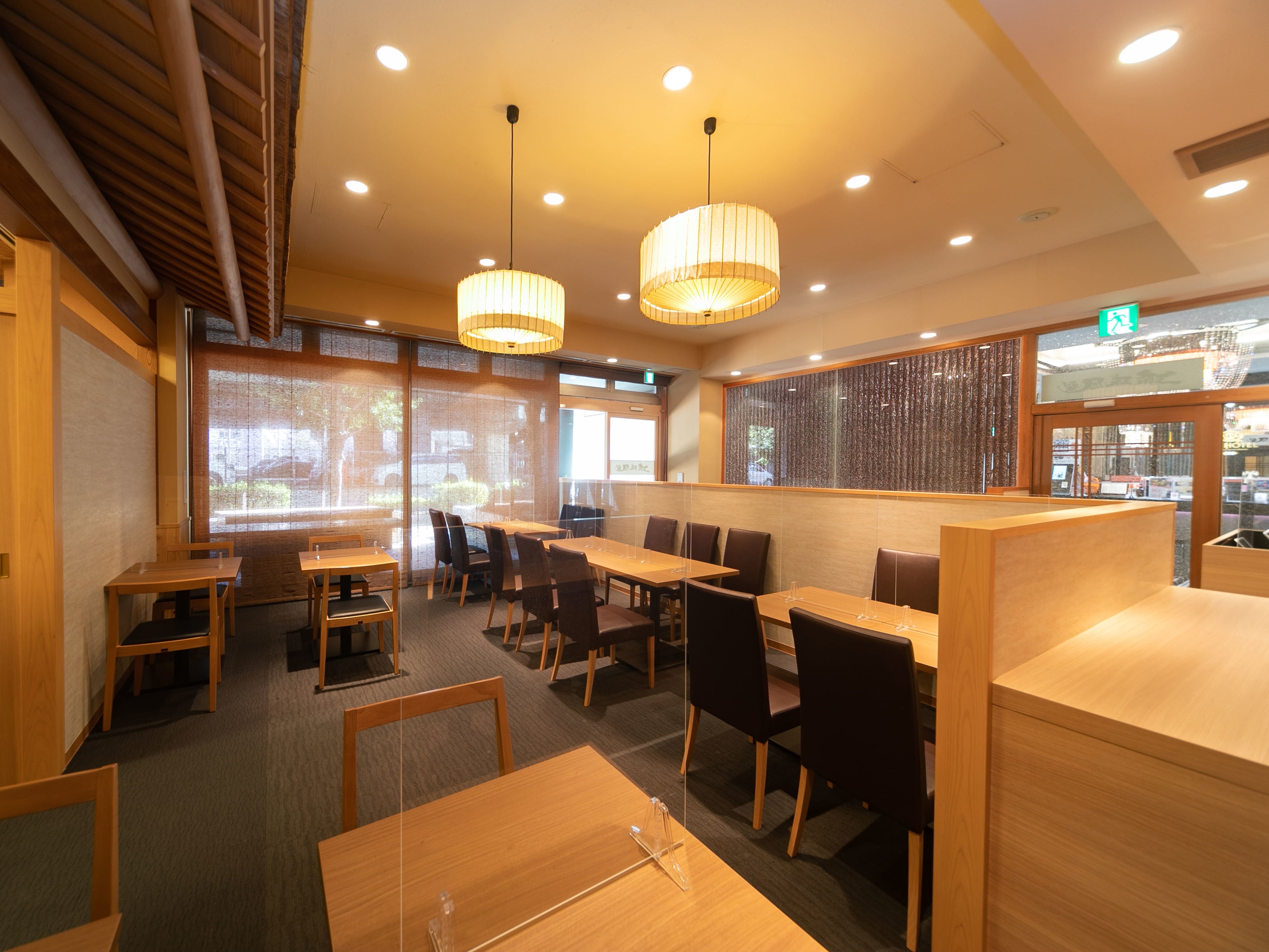 アパホテル〈大阪門真市駅前〉1階レストラン「琉球鳳梨（りゅうきゅうほうり）」