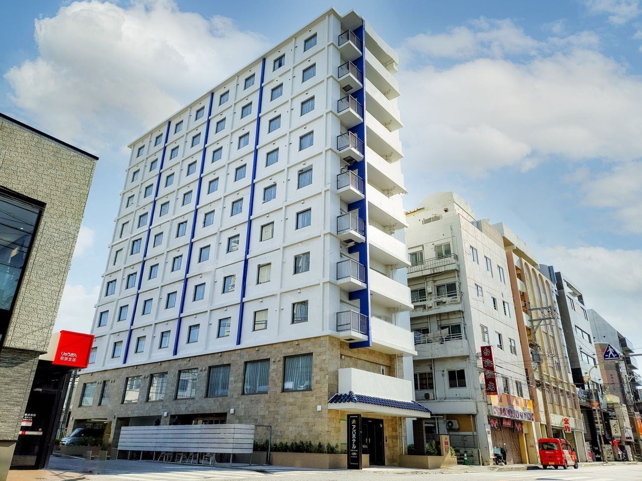 アパホテル〈那覇若狭大通〉外観