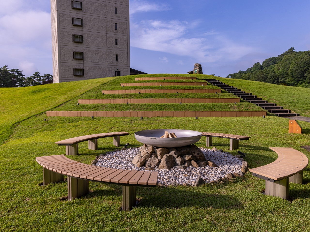 ヒルサイドデッキ-TAKIBI-メイン