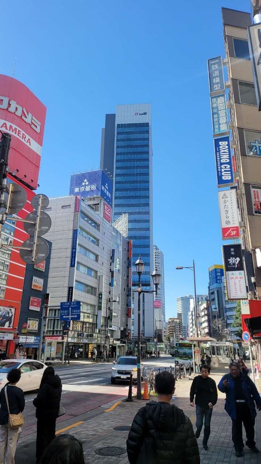 【3D話題沸騰】イオンシネマに続き「ビックカメラ池袋ITタワー店」へ本格導入。スマホの写真をその場で“光る立体アート”に変える次世代3Dフォト体験がスタート 【3D話題沸騰】イオンシネマに続き「ビックカメラ池袋ITタワー店」へ本格導入。スマホの写真をその場で“光る立体アート”に変える次世代3Dフォト体験がスタート