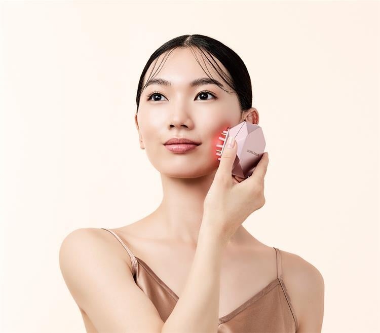 ルルドボーテ　EMSリフトブラシ