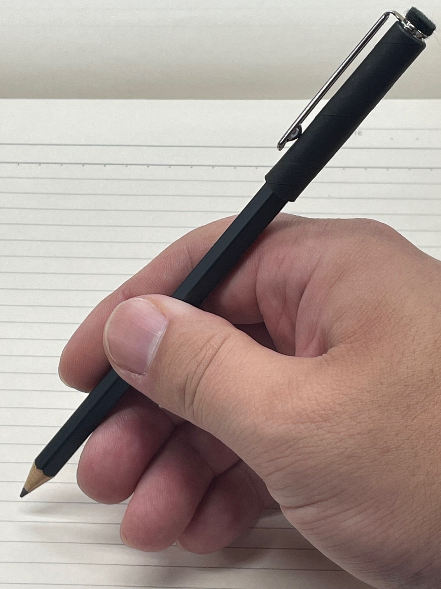 ジーニアスペンシル使用イメージ