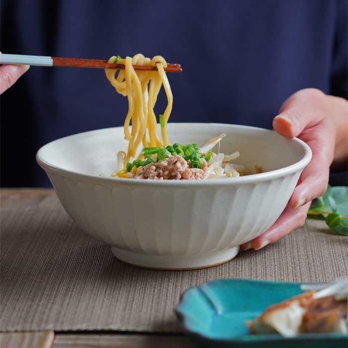 益子焼 kinari ラーメンどんぶり 平 使用例