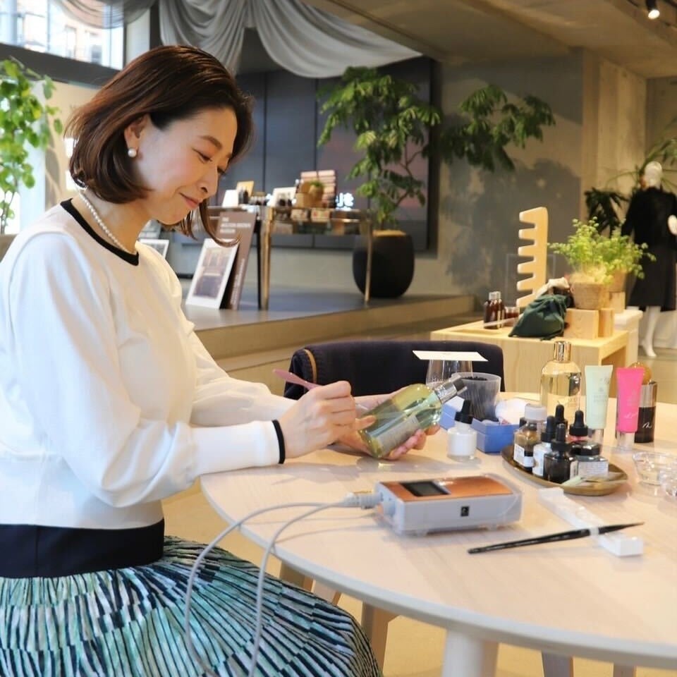 カリグラフィー キッズワークショップ 講師／島野真希さん