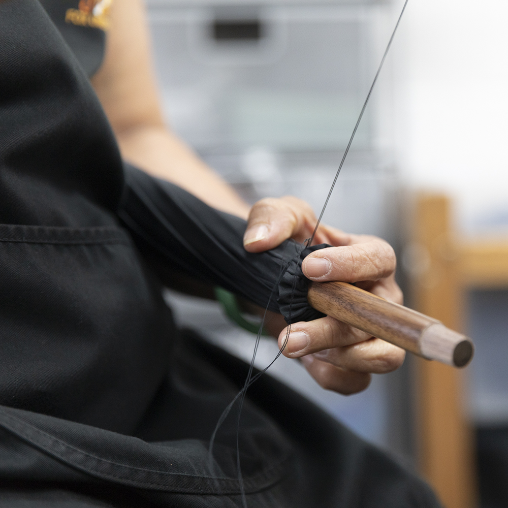 職人による縫製