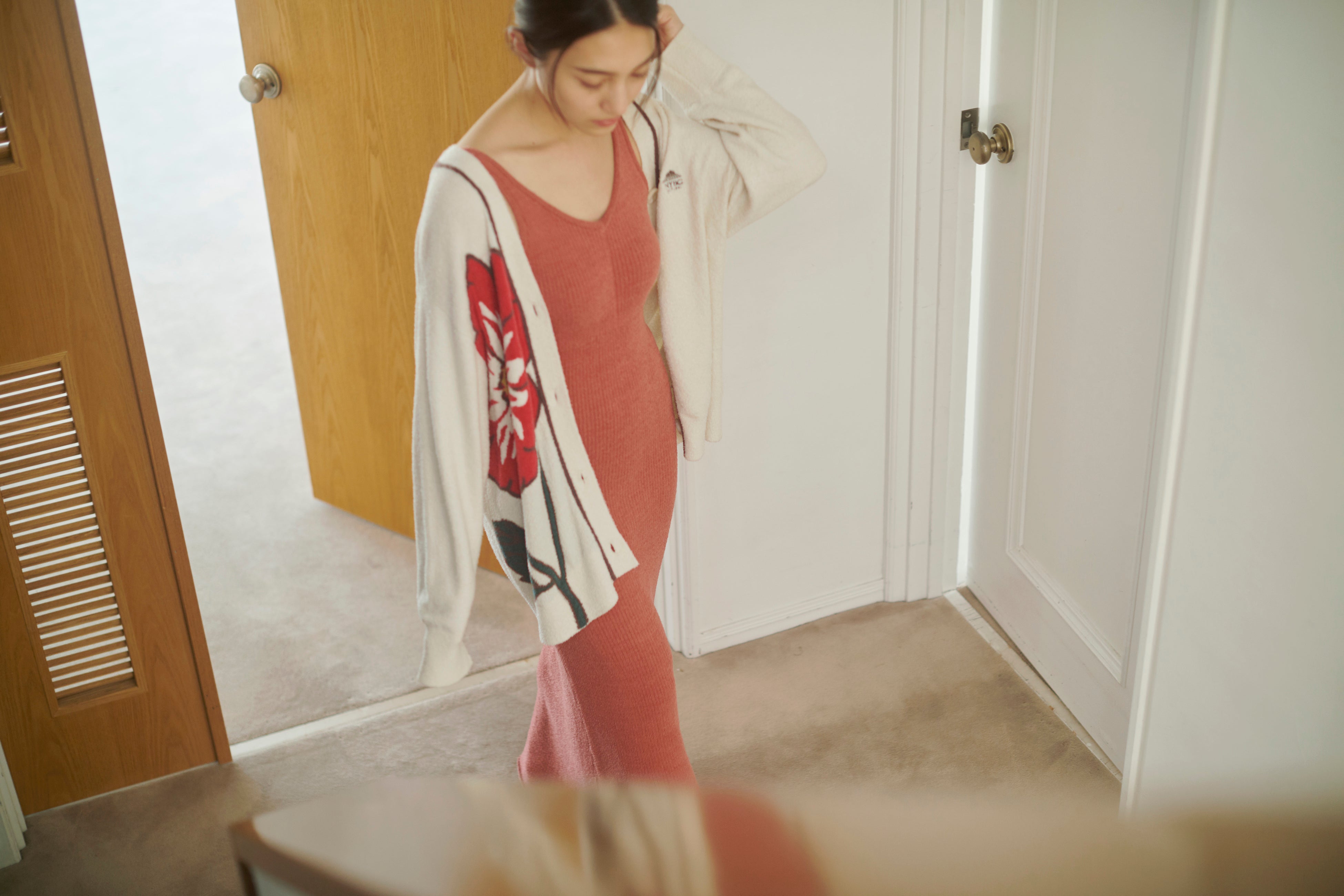 カーディガンIVR