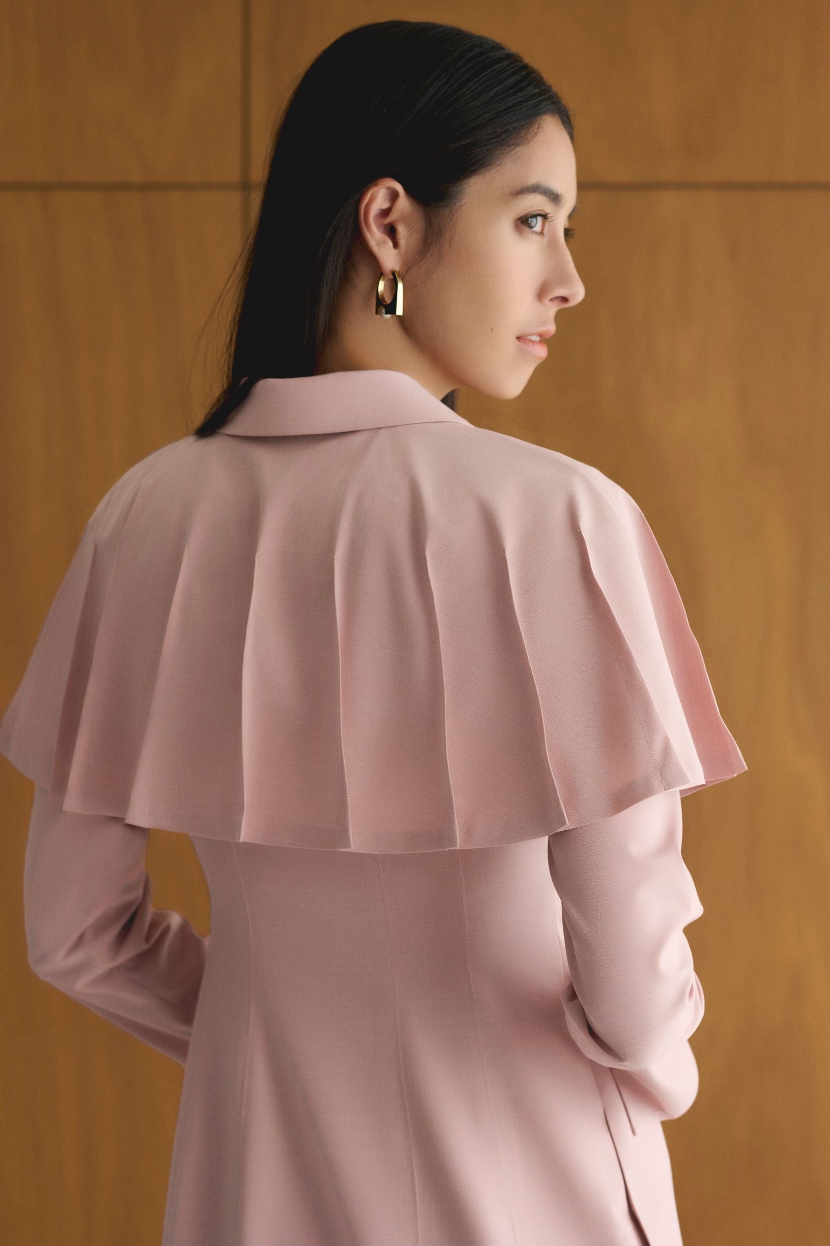 CELFORD（セルフォード）のHANAE MORIxCELFORD ケープ CELFORD（セルフォード）の「【HANAE MORI×CELFORDコラボ】 ケープ