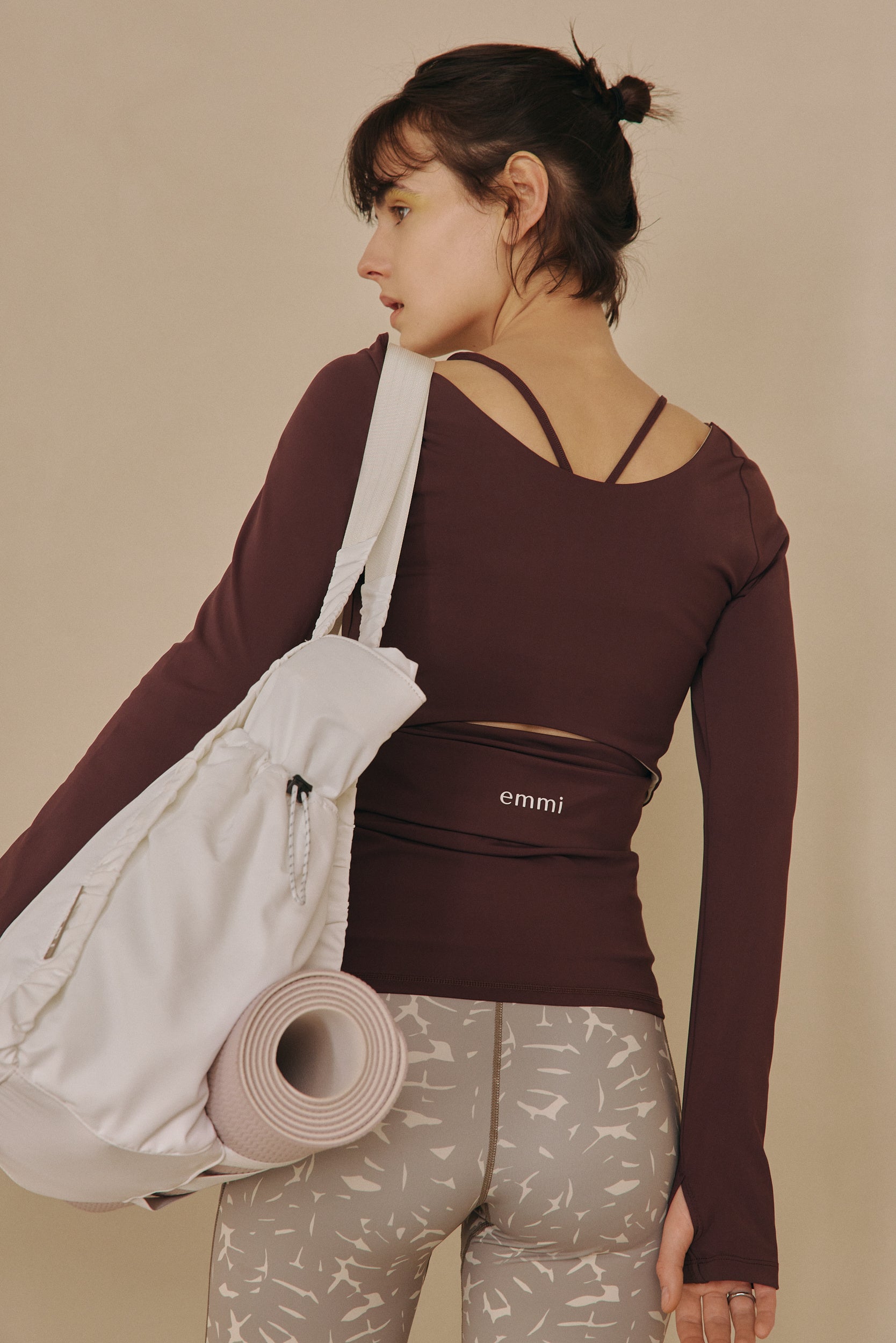 emmi atelier - ヨガ　ウェア 楽天市場】【5%OFF】エミ ヨガウェア emmi WELLNESS &TRAINING