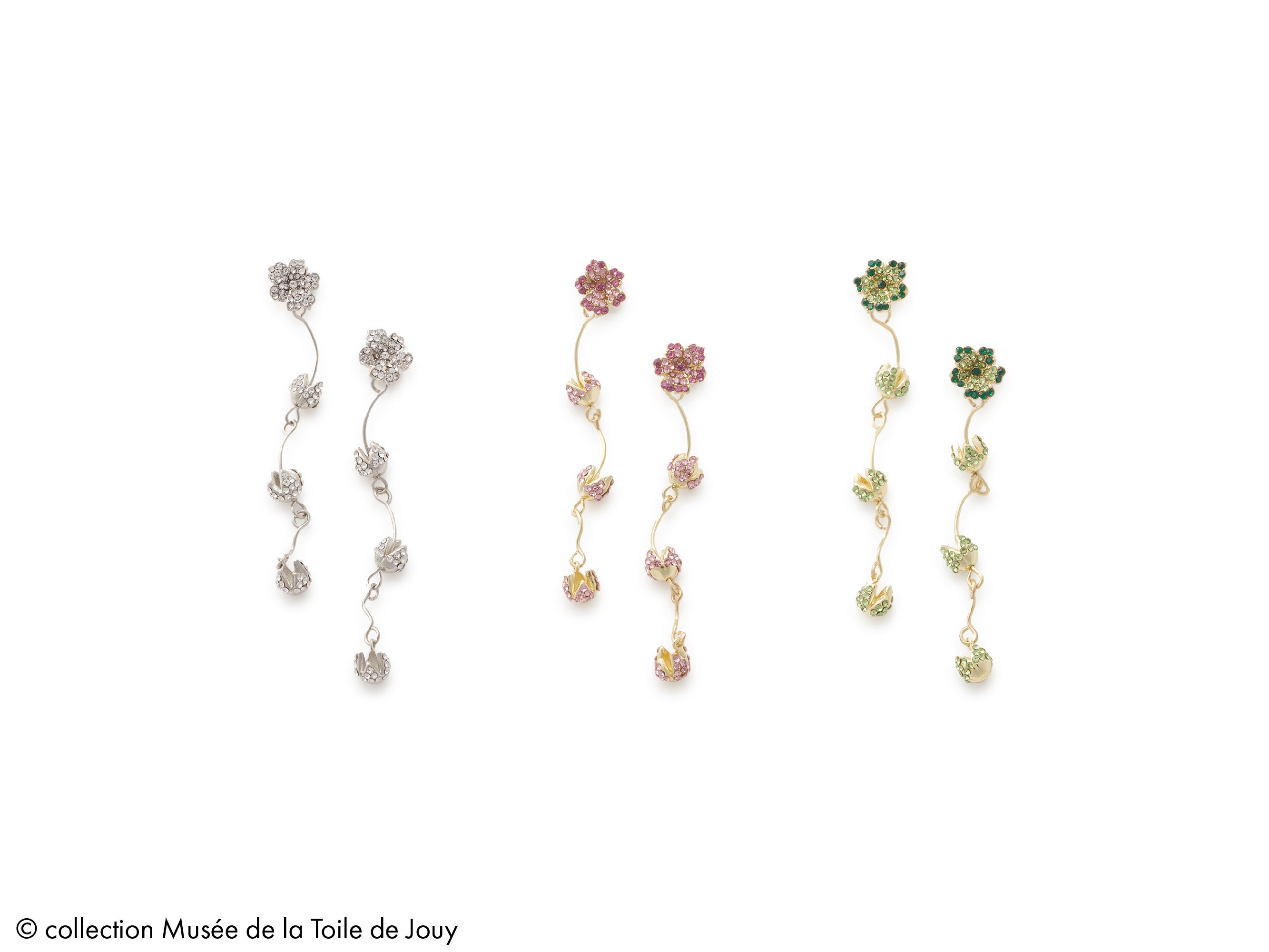 フラワーバットピアス