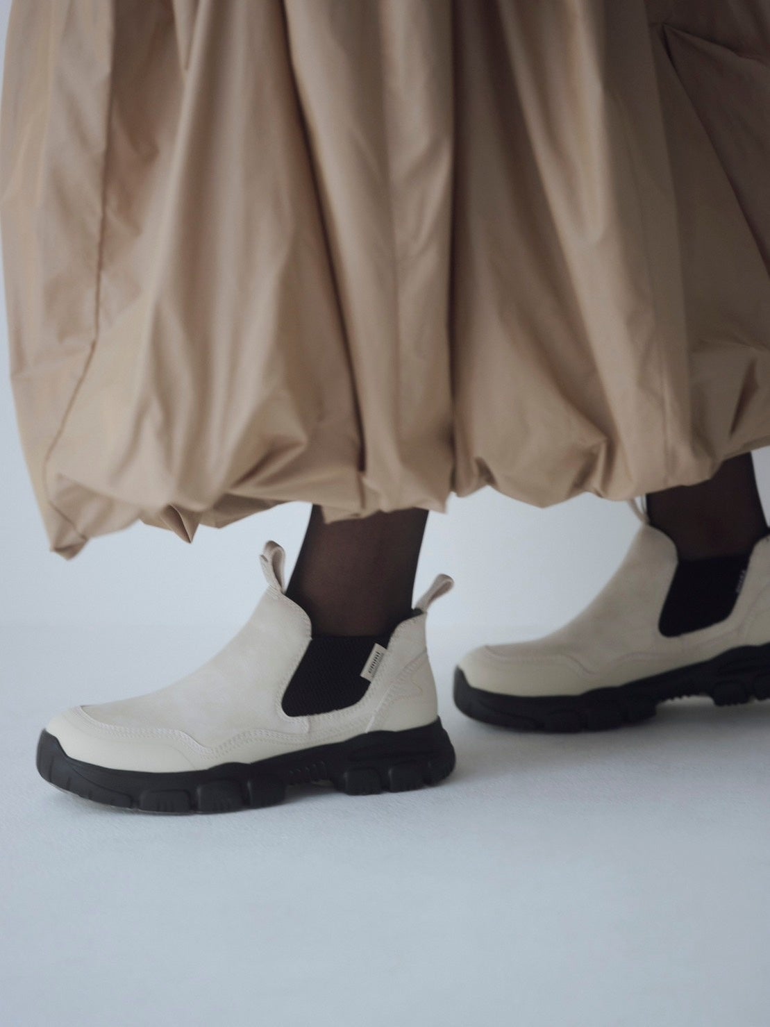 emmi(エミ)】SHAKA