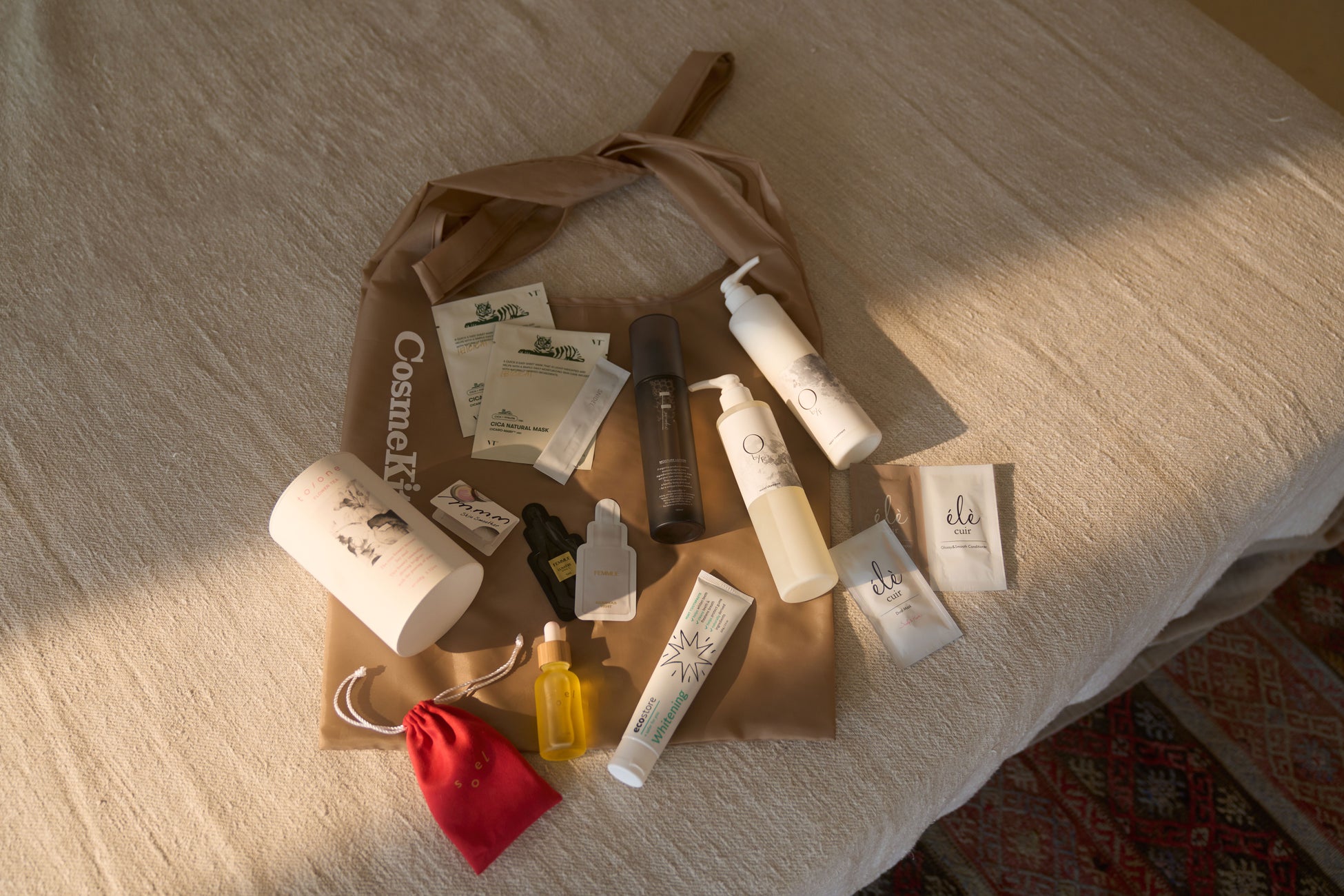 Cosme Kitchen HAPPY BAG 2024 8,800円(税込)