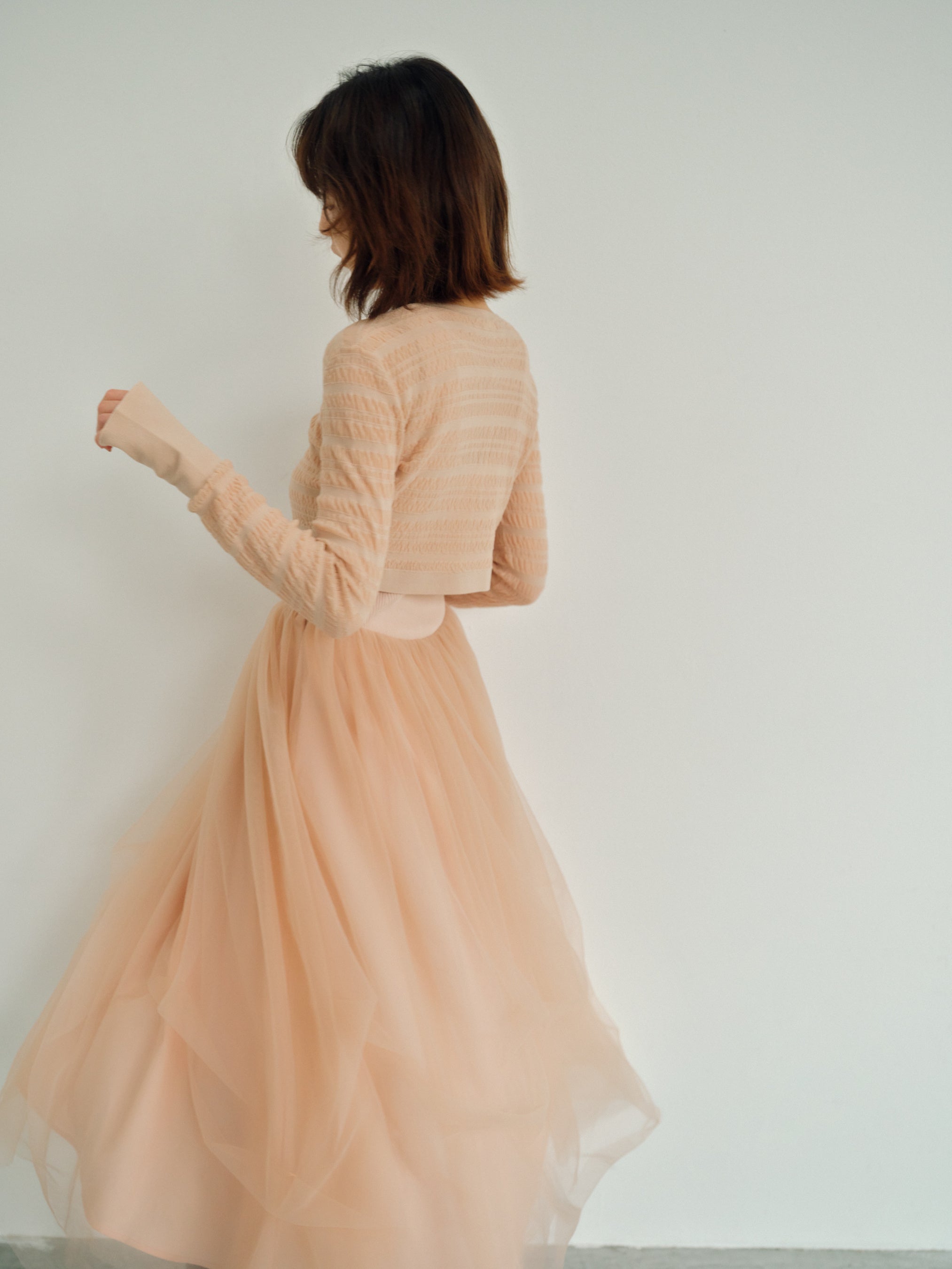 【新品】リリーブラウン ベルテッドセミピークジレ ☆値下げ☆LILY BROWN ベルテッドセミピークジレ - メルカリ