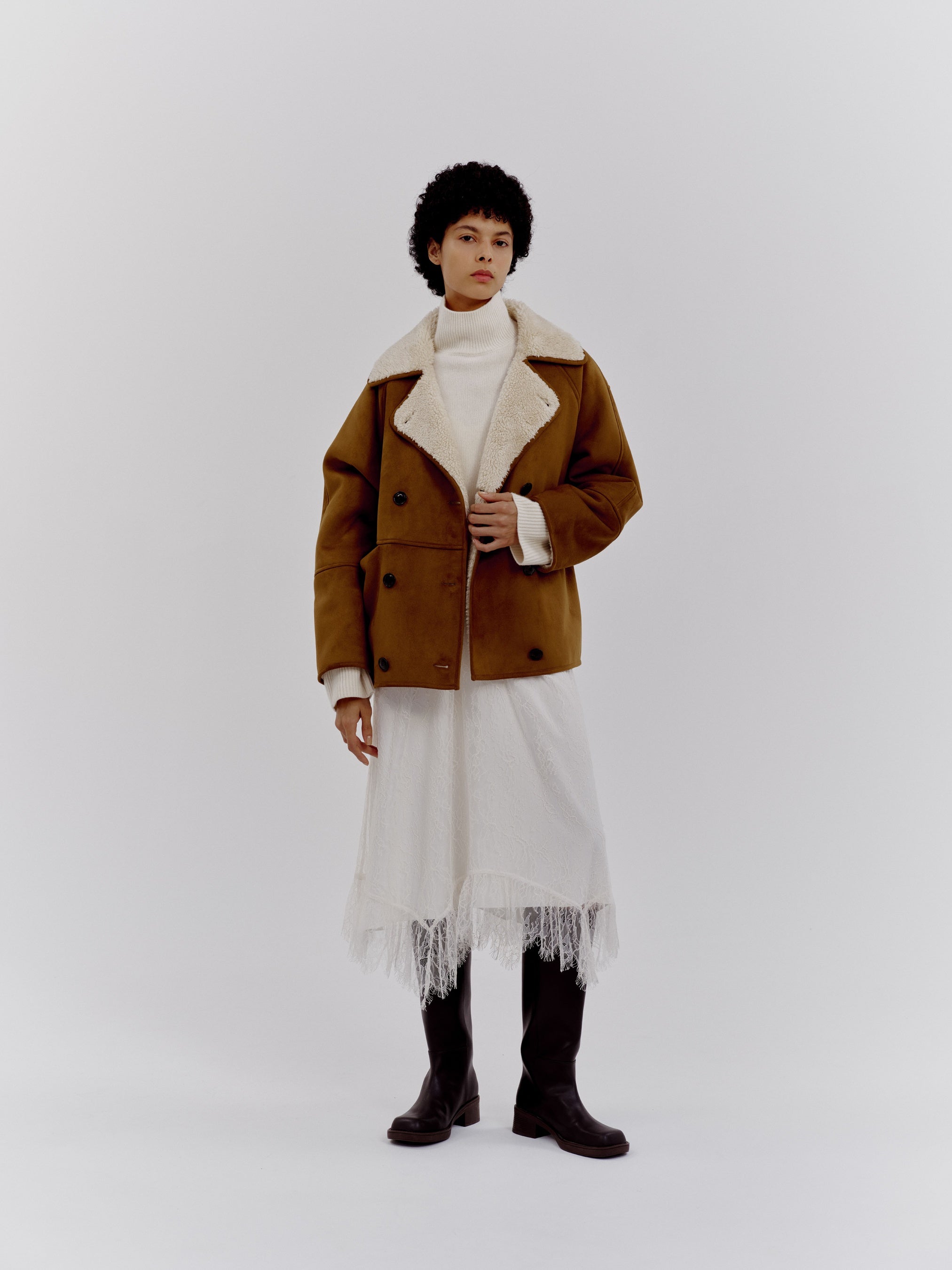 Mila Owen】'25 WINTER COLLECTION WEBカタログを公開！ホリデーの高揚