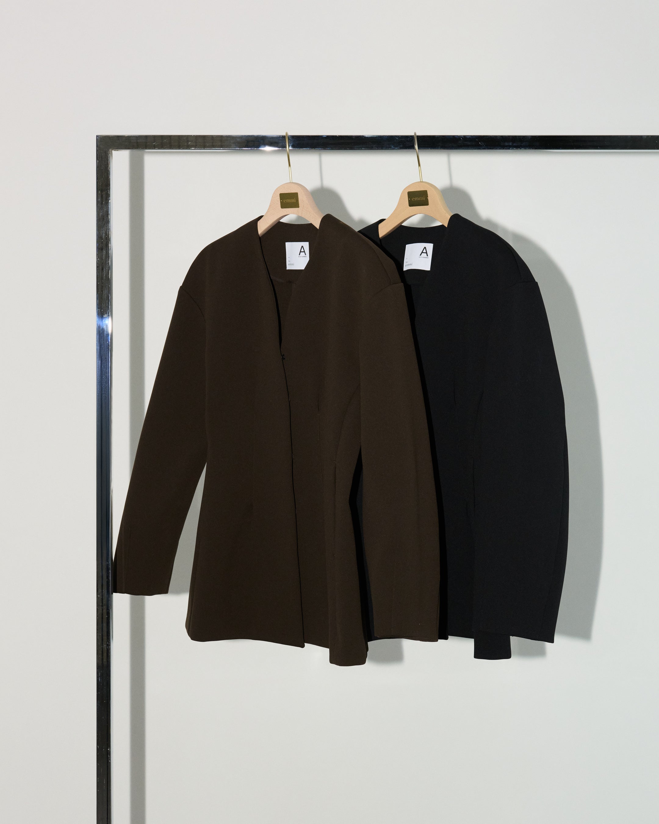 emmi(エミ)】スタイリスト・金子綾さんとのコラボレーション