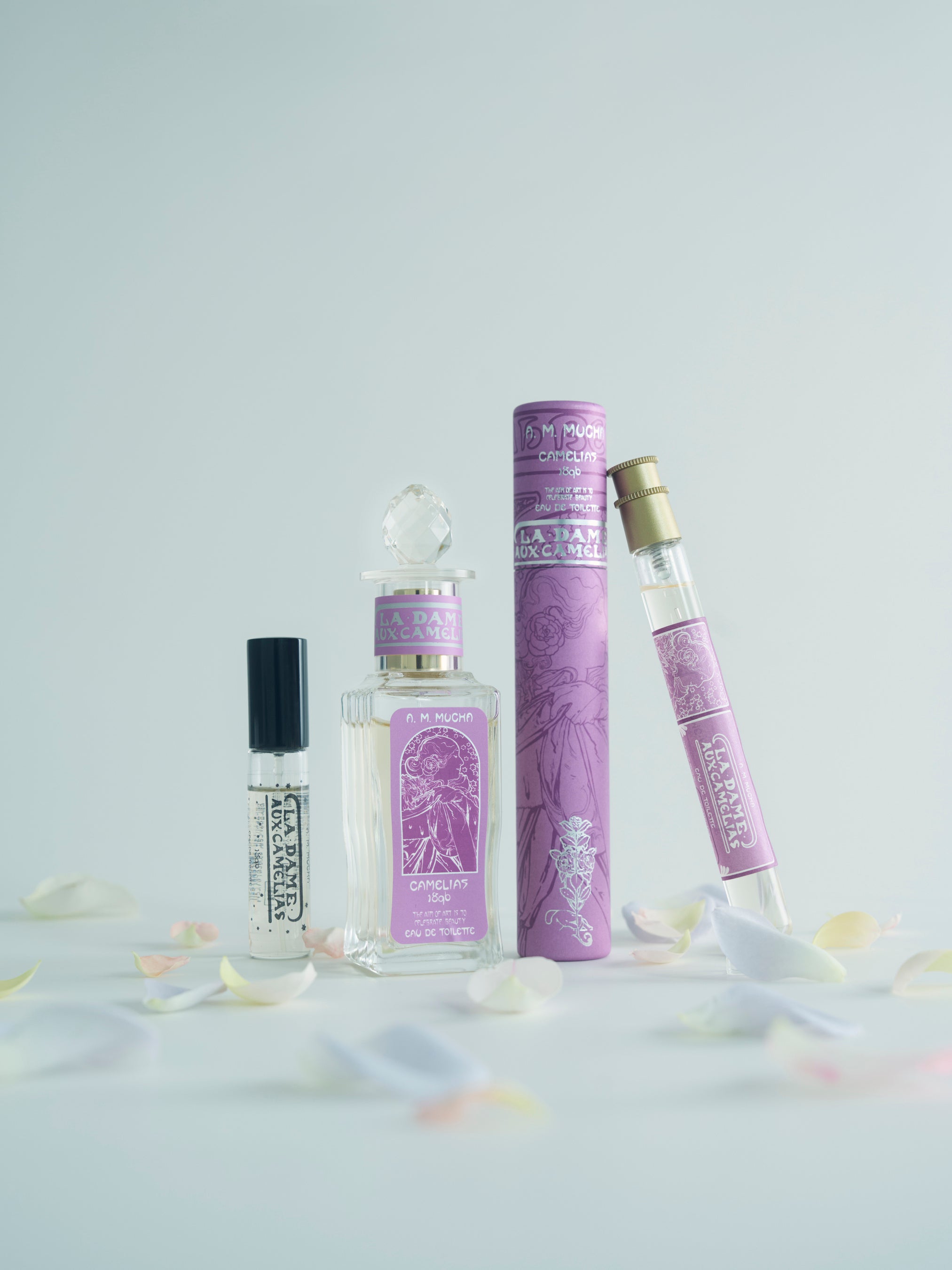 MUCHA(ミュシャ)】作品『椿姫』がモチーフの人気フレグランス