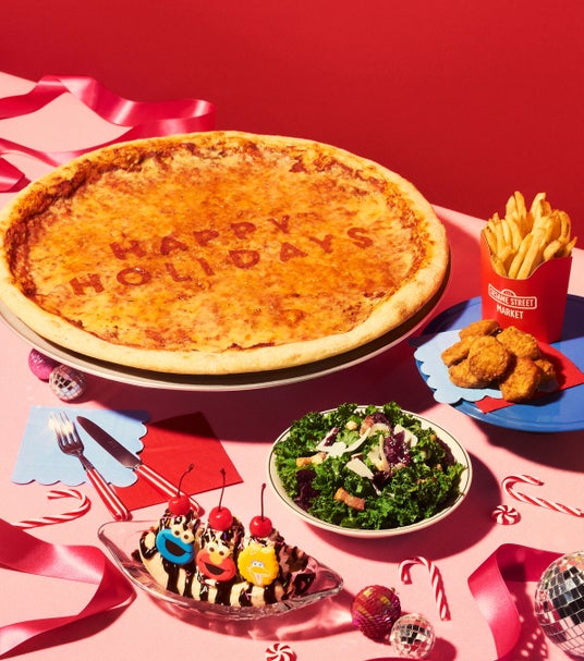 【セサミストリートマーケット】ホリデーカフェメニュー第2弾は「ENJOY A HOLIDAY PIZZA PARTY」「COLORFUL FRIENDS」!特大ピザとドーナツが主役の賑やかなクリスマス 【セサミストリートマーケット】ホリデーカフェメニュー第2弾は「ENJOY A HOLIDAY PIZZA PARTY」「COLORFUL FRIENDS」!特大ピザとドーナツが主役の賑やかなクリスマス