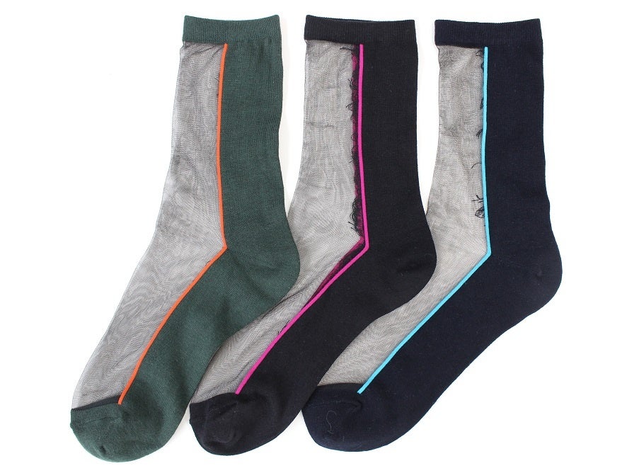 福助直営店に、トレンド性やオリジナル性に特化した新たな商品ラインナップが追加