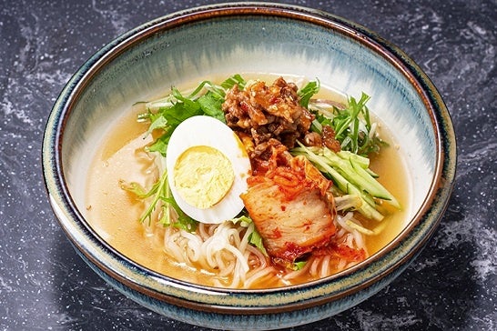 Gyu-kaku 冷麺 880円（税込968円）