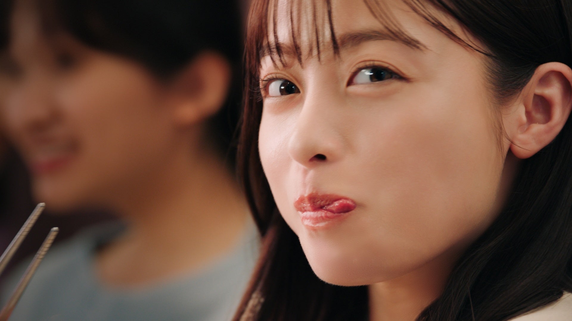 橋本環奈　直筆サイン　牛角韓国フェア　当選品　サイン入りtシャツ 橋本環奈 直筆サイン 牛角韓国フェア 当選品 サイン入りtシャツ
