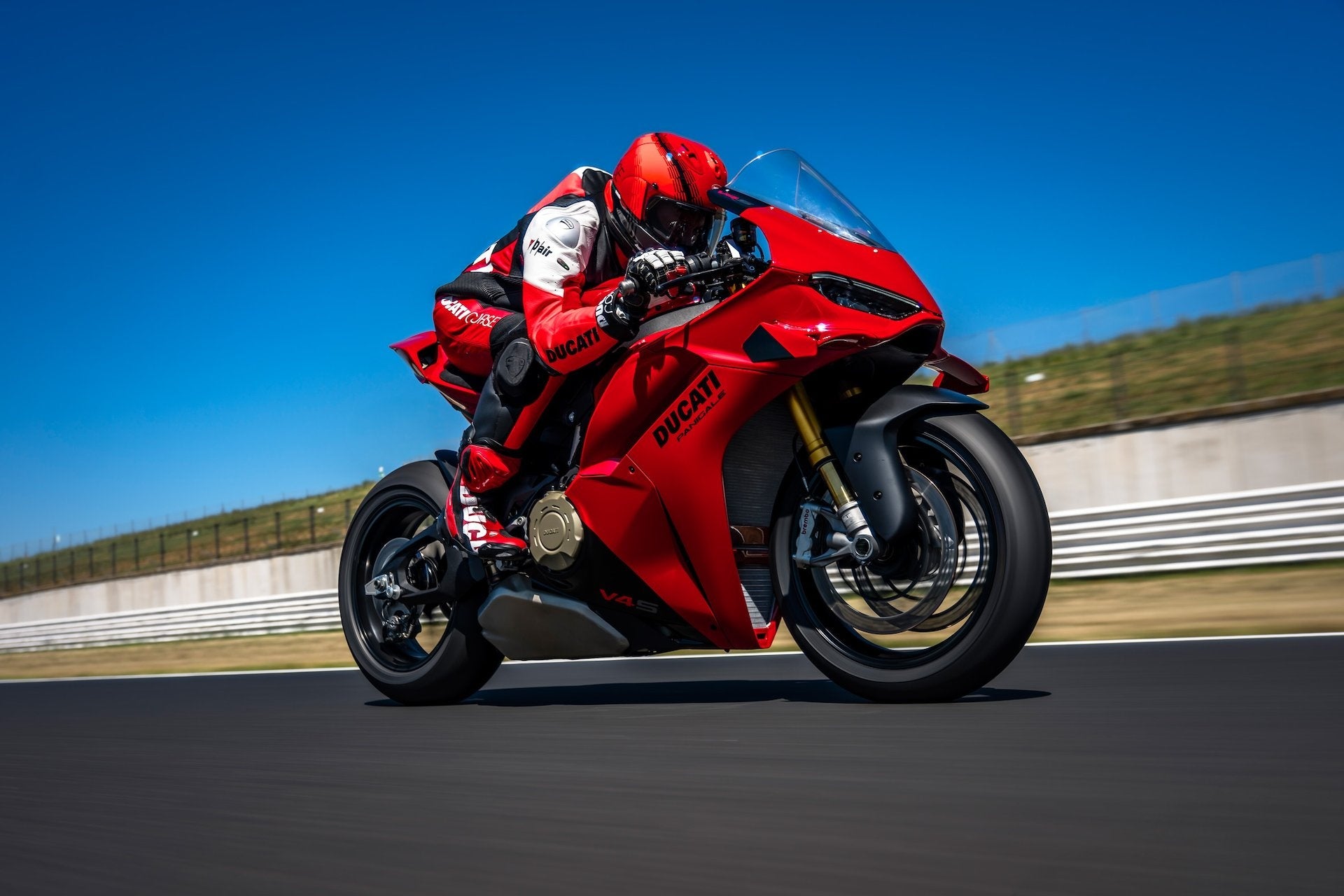 新型Panigale V4 (モデルイヤー2027)
