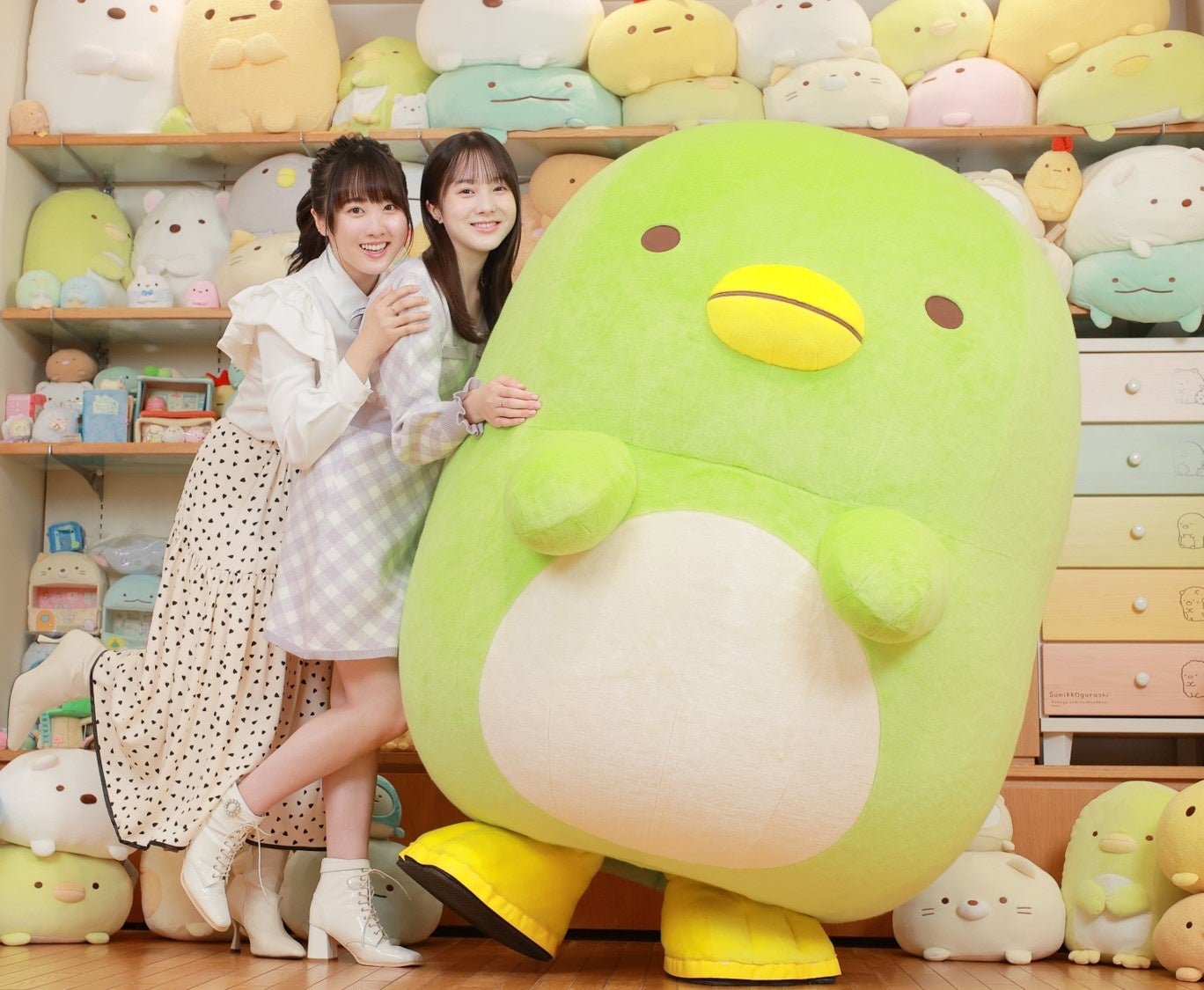 すみっコぐらし新聞』10周年記念特別号が11月30日(水)に発売