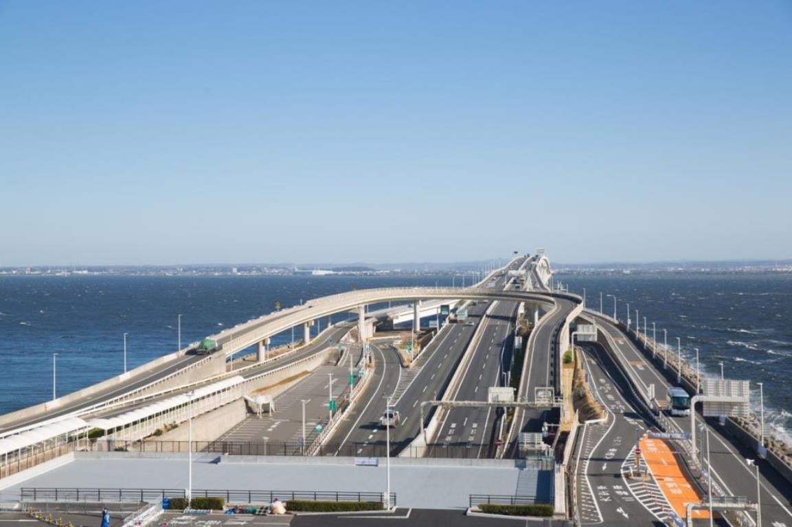 東京湾アクアライン・海ほたる(イメージ)