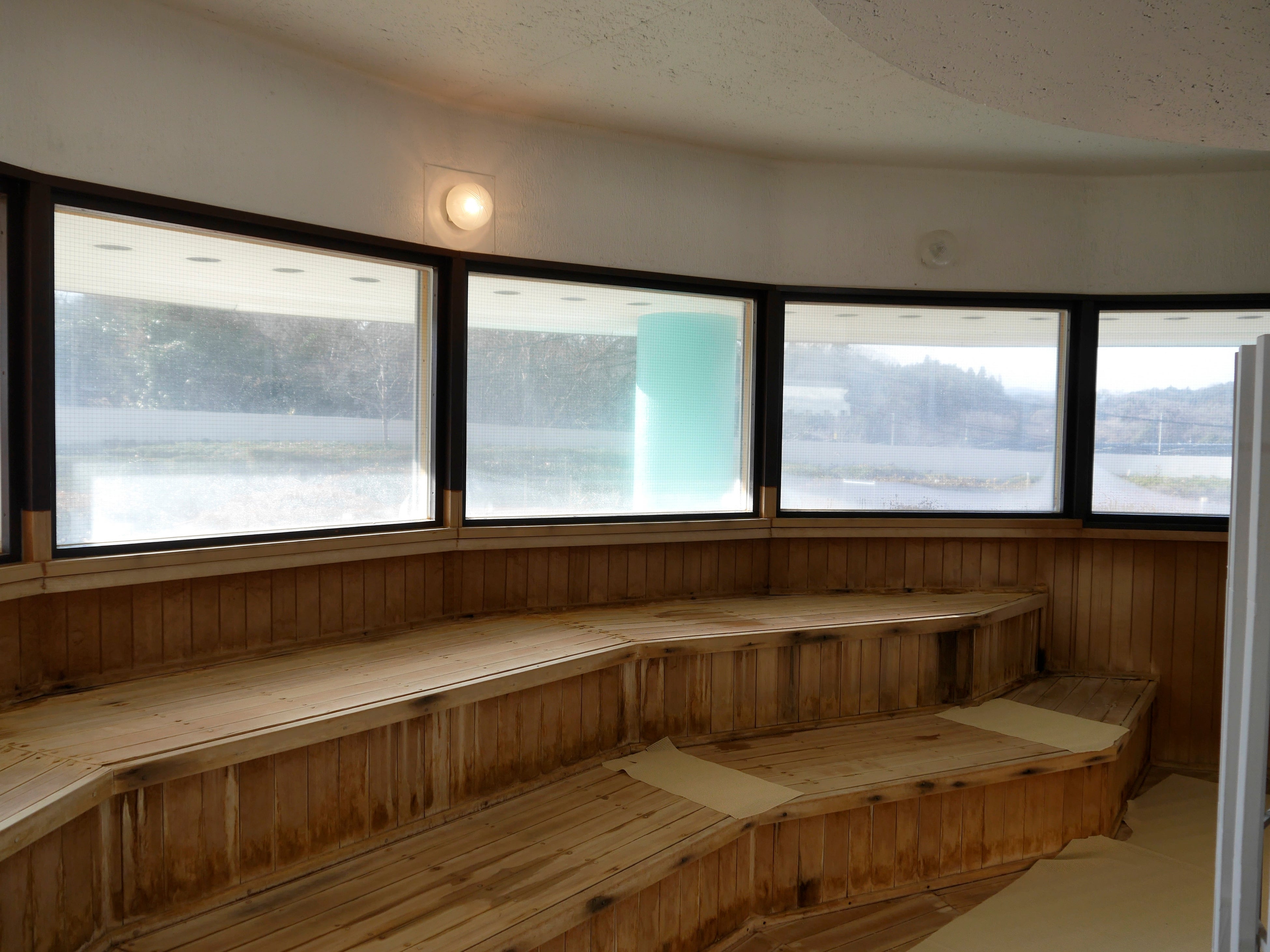 パノラマサウナ内観