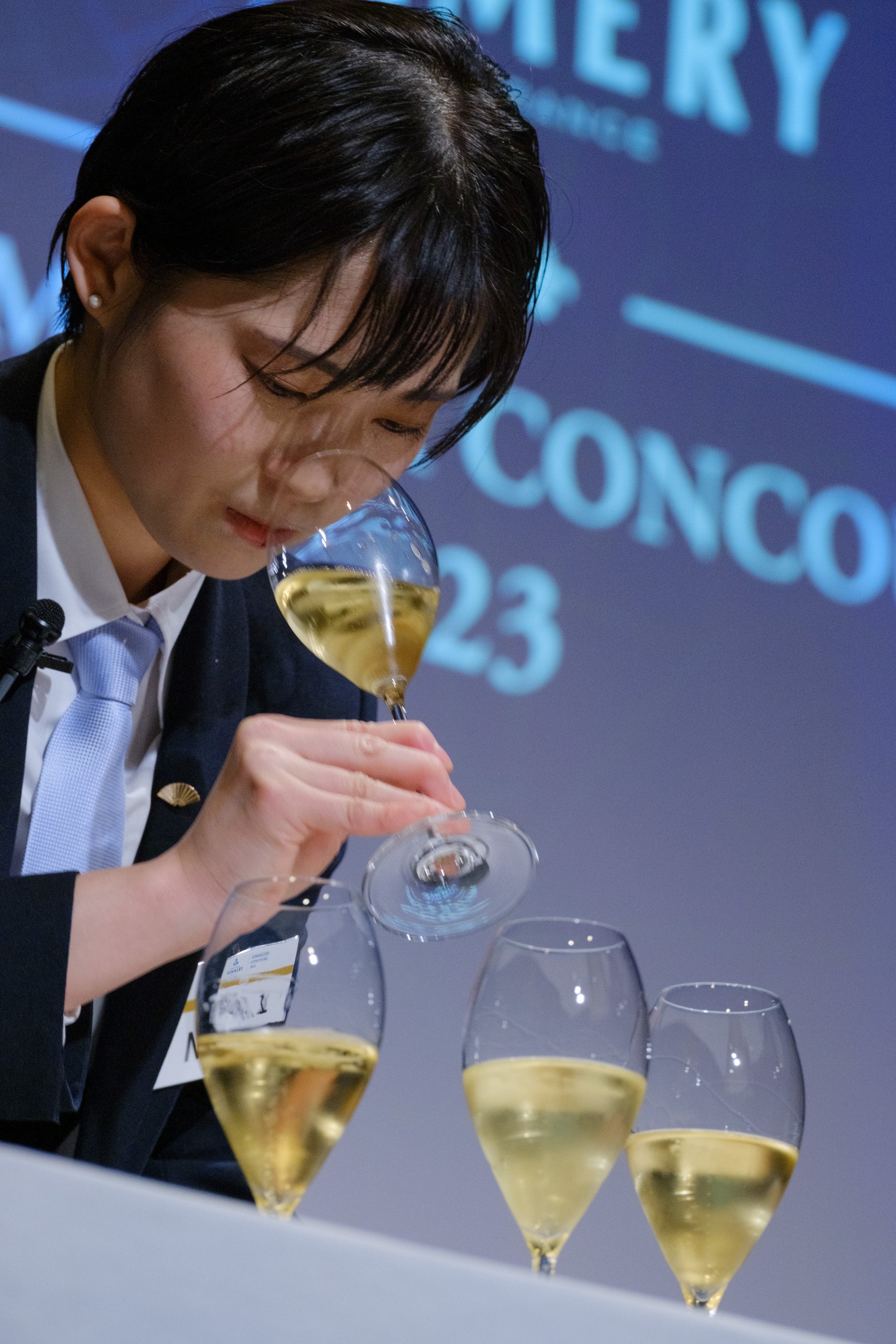 決勝戦テイスティング課題の様子