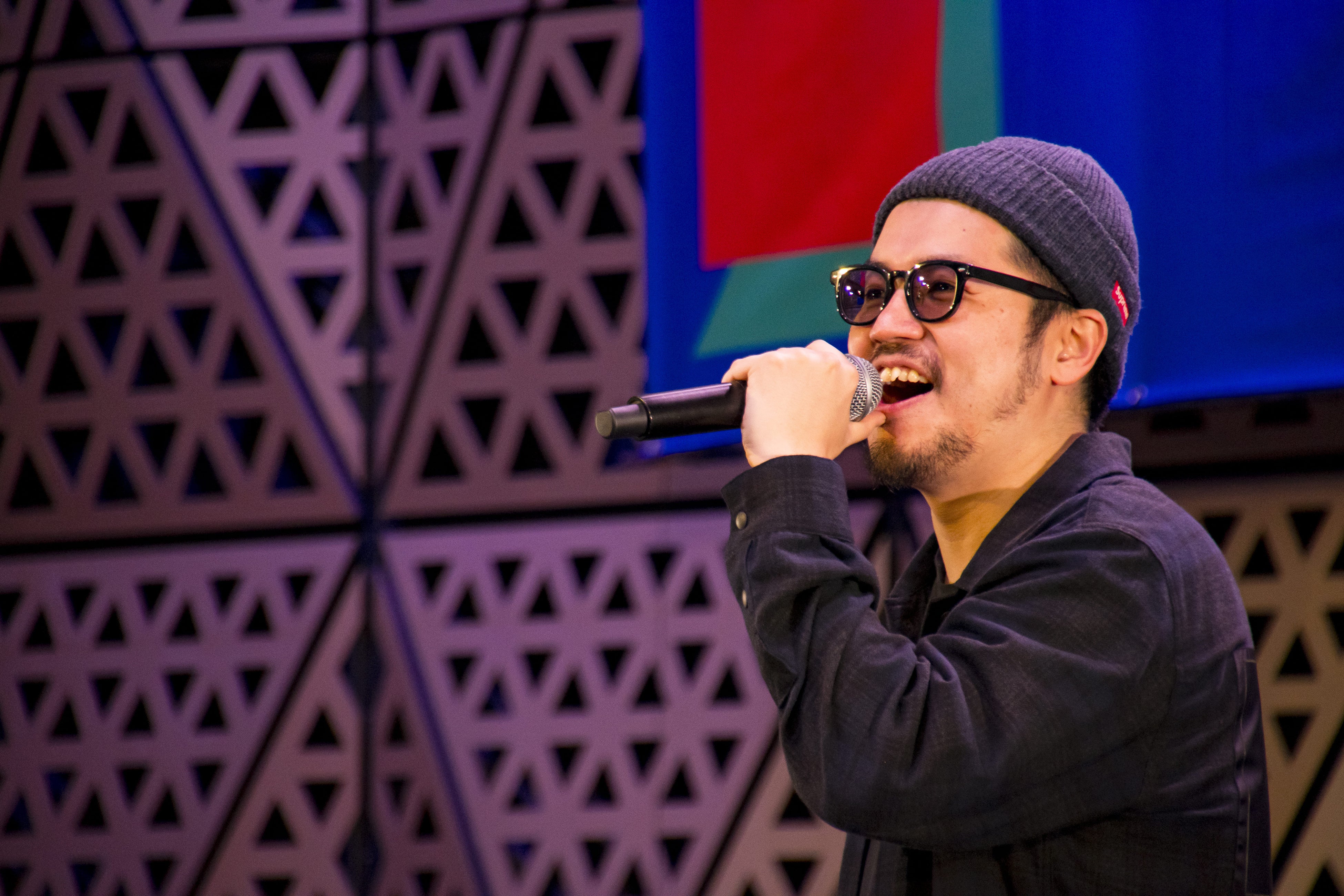 ラッパーのTKda黒ぶち