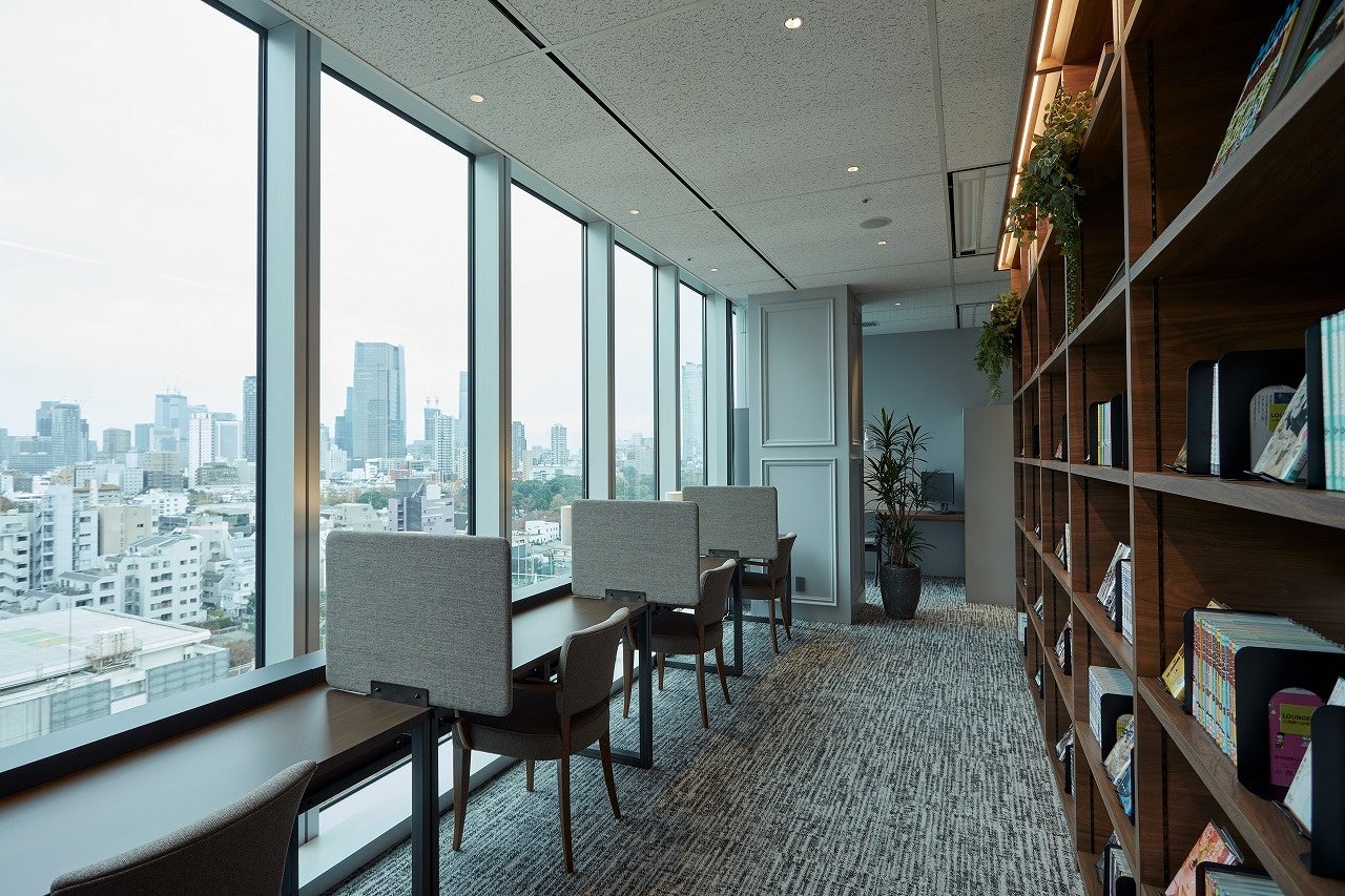 10Fからの眺望を楽しめる個人席