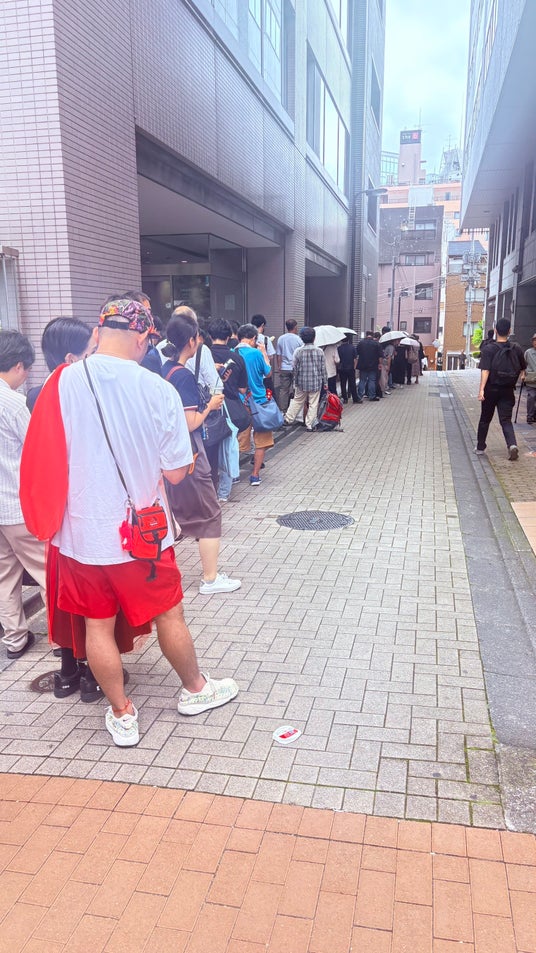 約4,000名が来店。SNS話題となり驚きの総再生数200万PVを超え、連日行列となった「500円蕎麦食べ放題」で話題のJ SOBA TOKYOが8月1日、新たな食べ放題プランをスタート。 約4,000名が来店。SNS話題となり驚きの総再生数200万PVを超え、連日行列となった「500円蕎麦食べ放題」で話題のJ SOBA TOKYOが8月1日、新たな食べ放題プランをスタート。