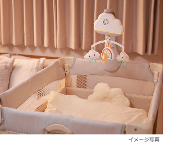 折りたたみベッドにも取り付け可能！ルームライトにも変身する